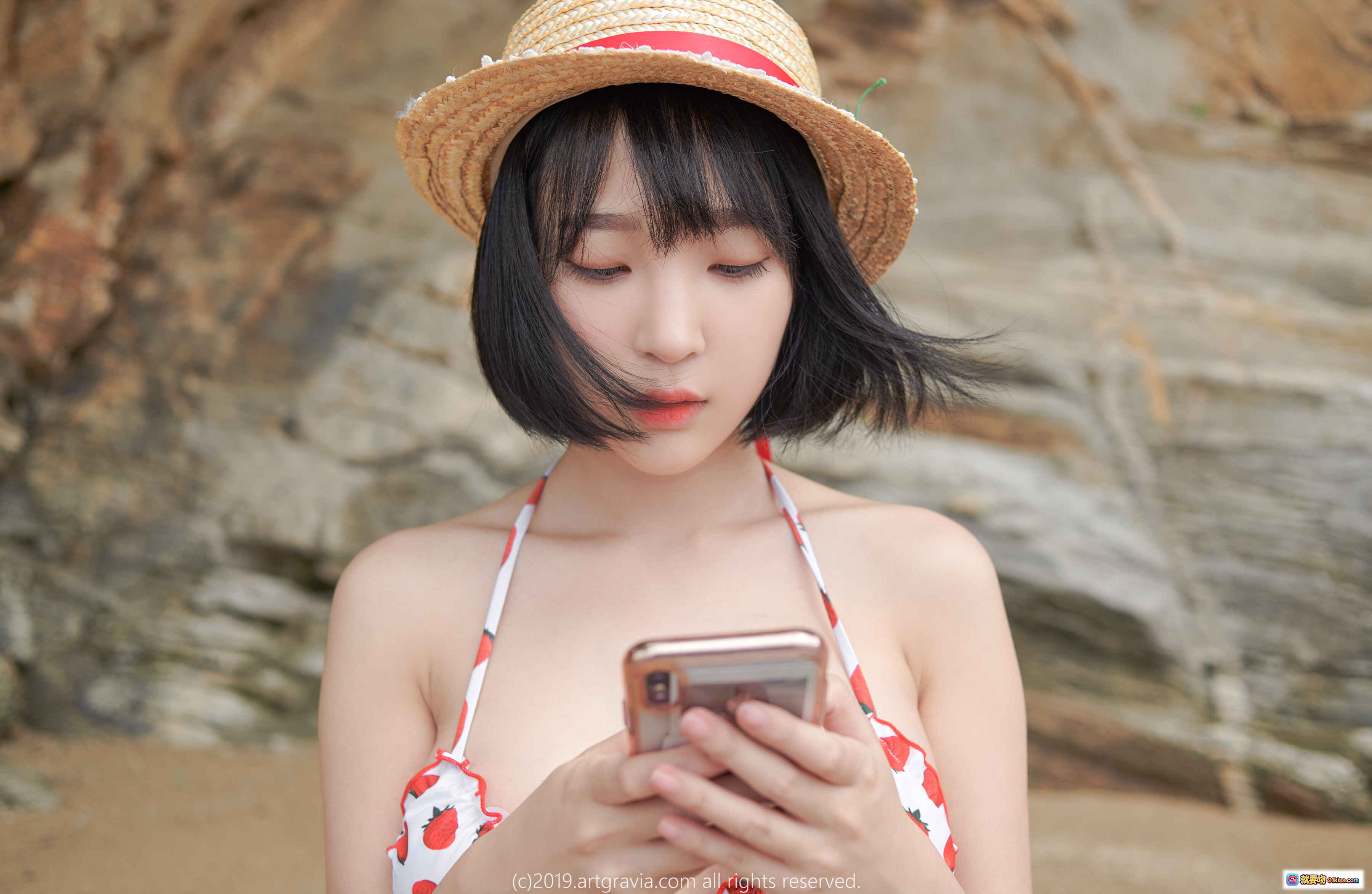 图片[4] - 姜仁卿NO.016 ARTGRAVIA_VOL94 白色短袖露脐上衣+深蓝比基尼 下身性感写真 甜美短发靠墙姿势 清新室内私房摄影 - 就要吻