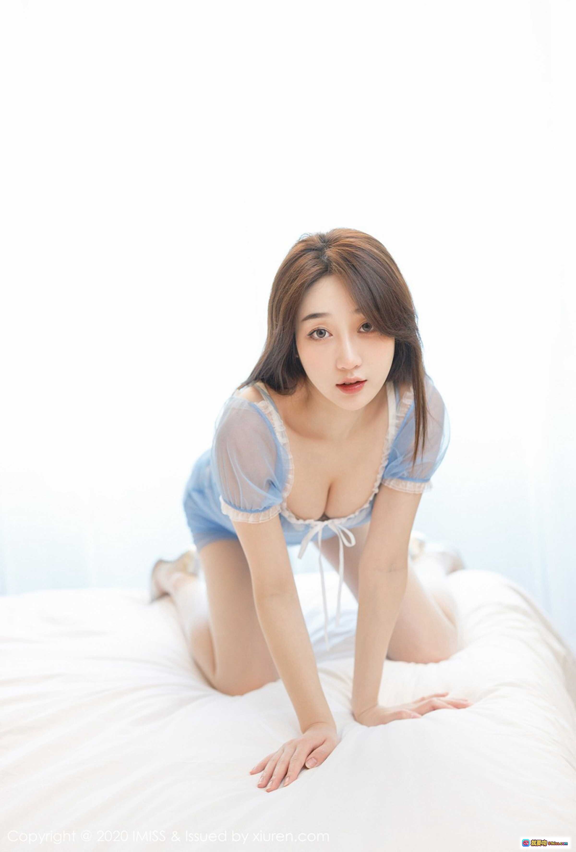 图片[7] - 九月生蓝色蕾丝连衣裙写真 | 透明薄纱短裙搭配高跟鞋 | IMiss 2020年7月 Vol.482 精美私房照 - 就要吻