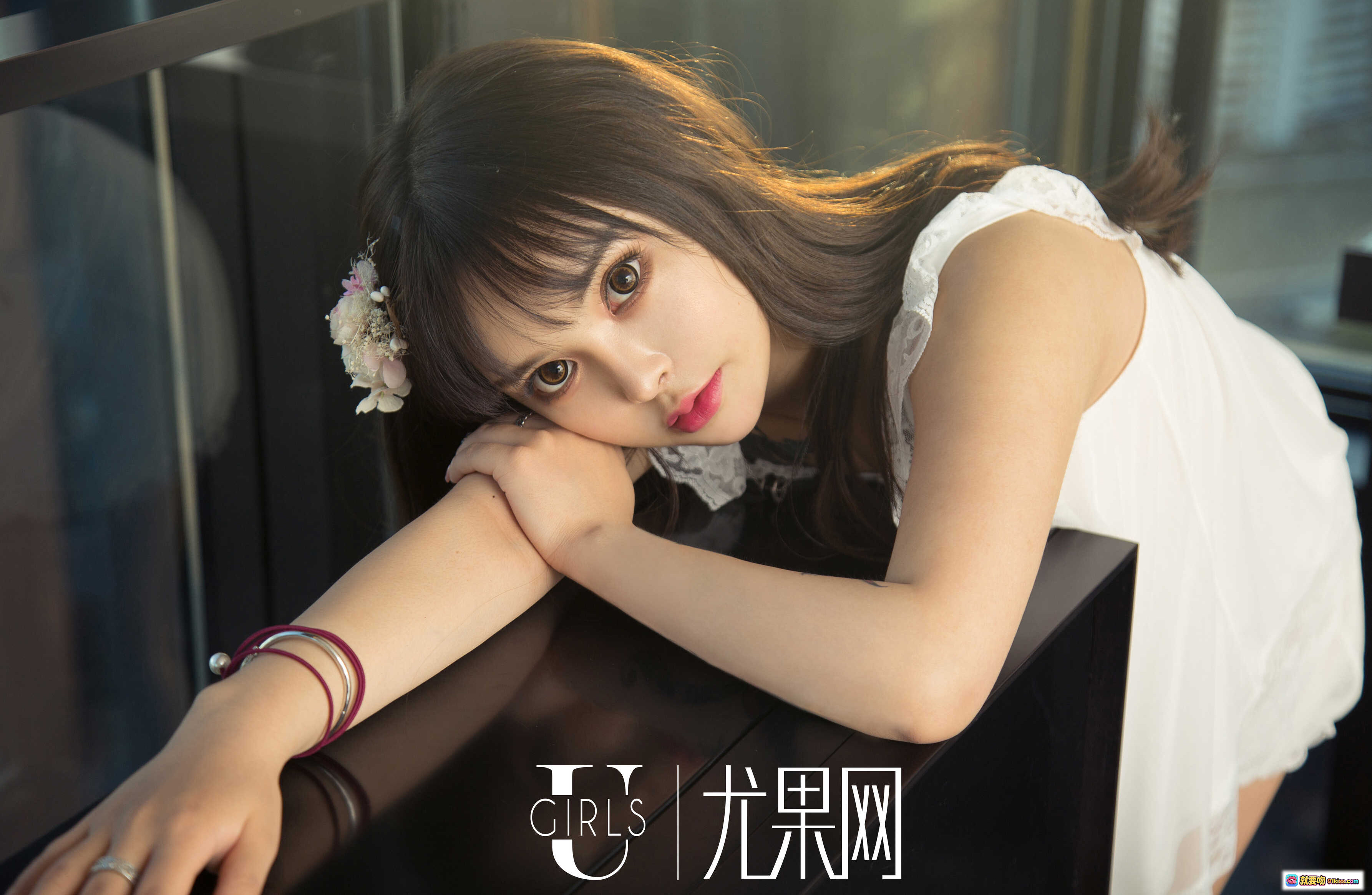 图片[9] - Ugirls尤果网2019.01.17 T039 Let’s Love 美女内衣写真 时尚性感黑白色系 优雅长发居家风高清图集 - 就要吻