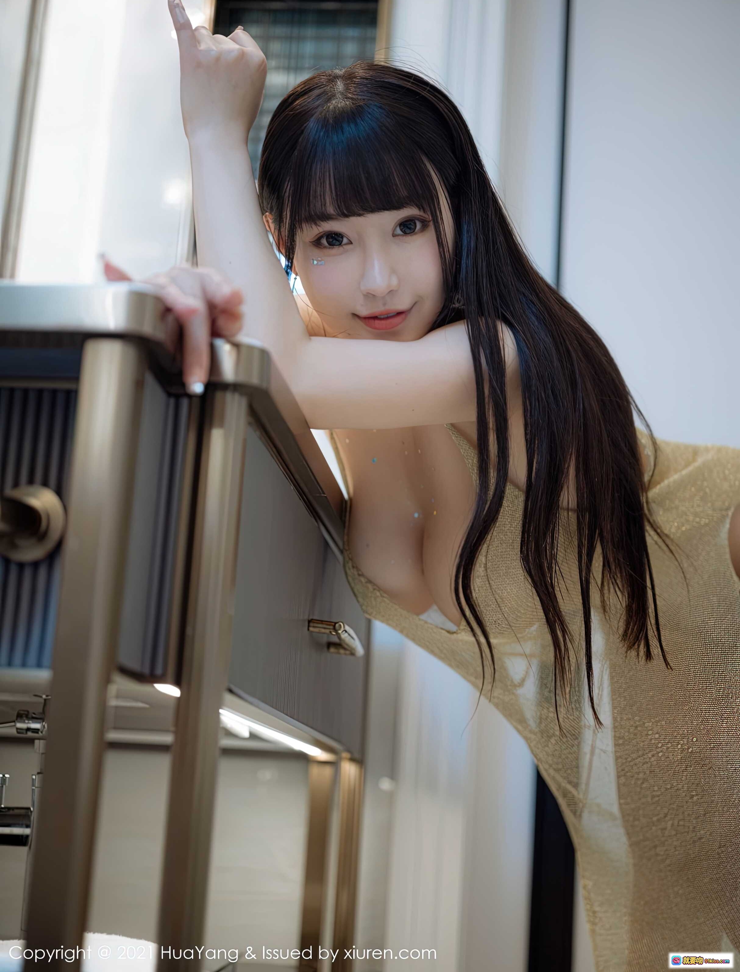图片[6] - 朱可儿Flower性感写真 | HuaYang花漾2021.05.28 Vol.408 | 金色透视连体衣+高跟鞋+浴室私房美拍 - 就要吻