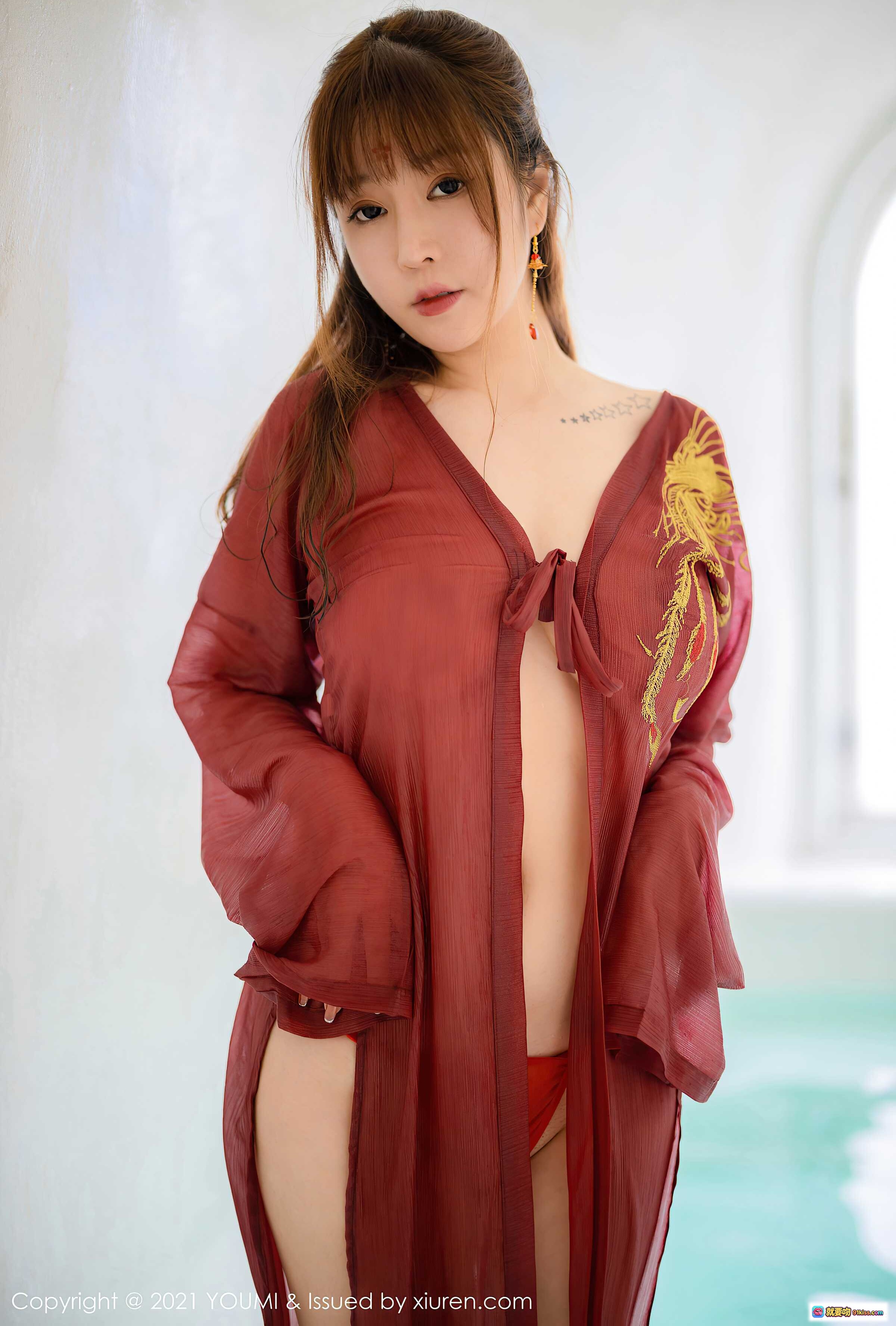 图片[10] - 王雨纯古风红纱遮面写真 | 2021YOUMI Vol.621 | 露脐装+星空裤+花海背景 | 东方美人摄影集 - 就要吻