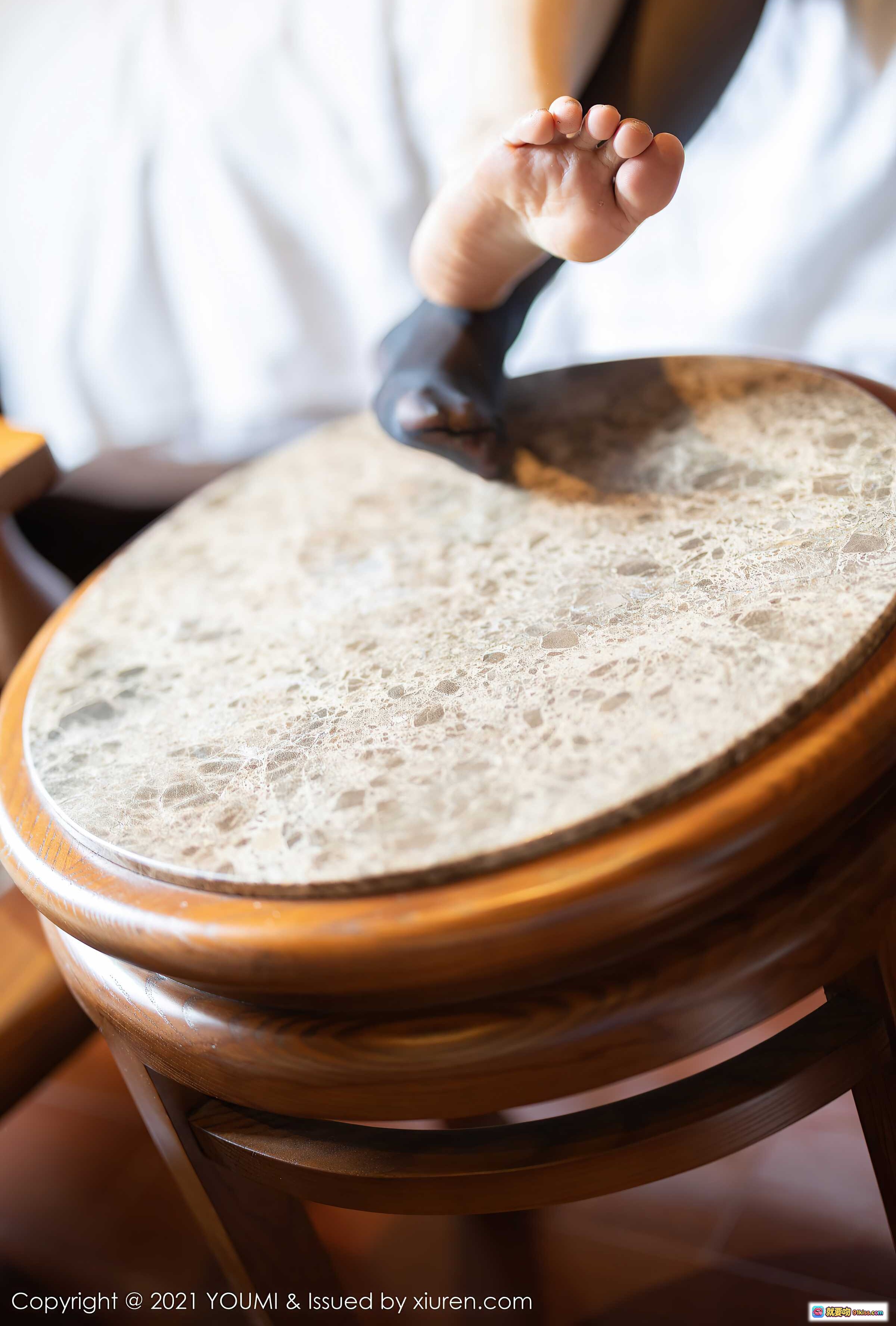 图片[5] - 果儿Victoria黑丝美腿高跟鞋写真 | YOUMI Vol.671 优雅性感私房摄影 - 就要吻