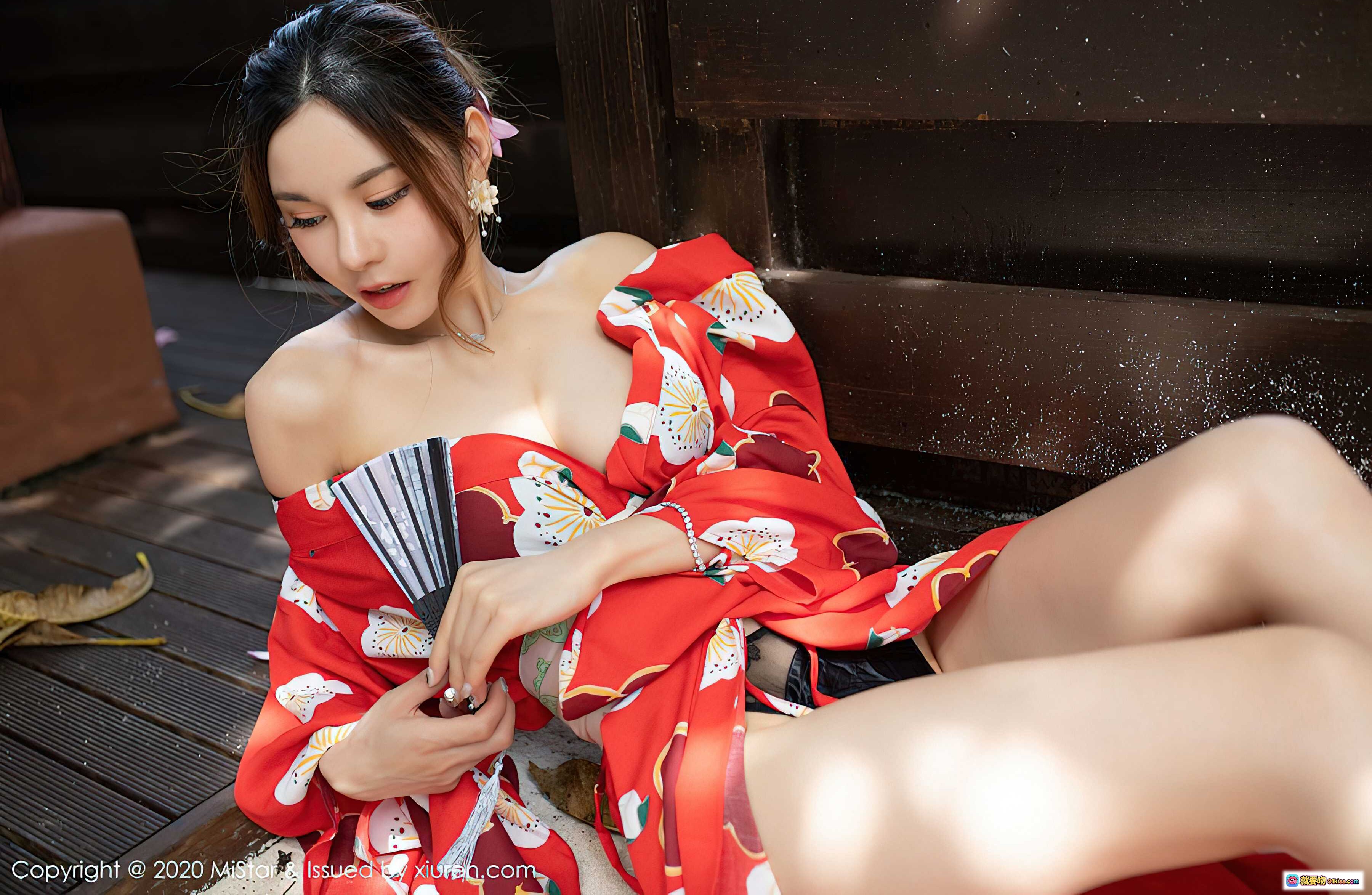 图片[9] - 沈佳熹红色和服写真 | 日式庭院木门背景 | 优雅侧颜回眸 | MiStar Vol.326 2020年12月3日高清图集 - 就要吻