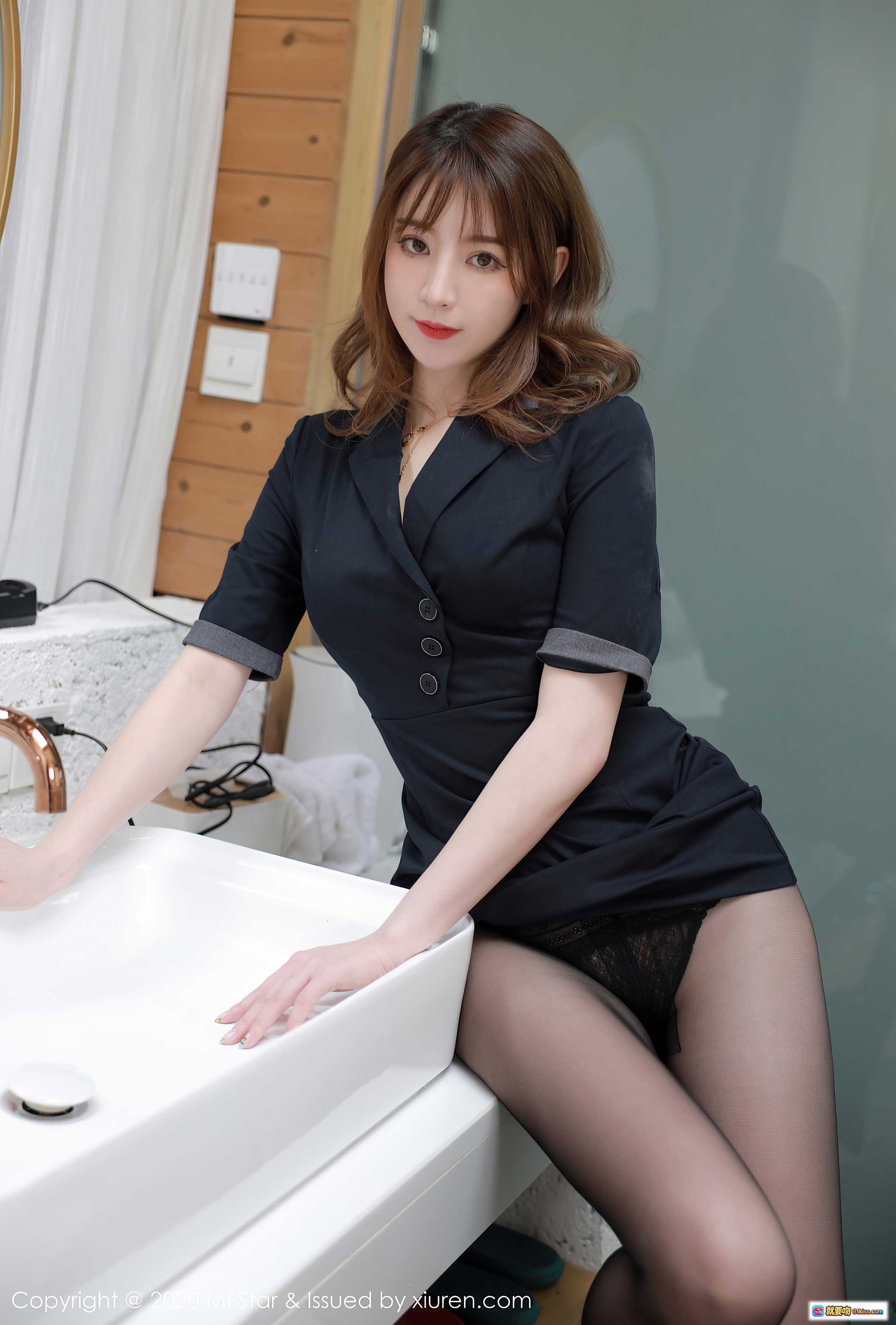 图片[7] - MFStar模范学院2020旅拍黑丝美腿性感内衣写真 优优浴室镜前私房照 - 就要吻