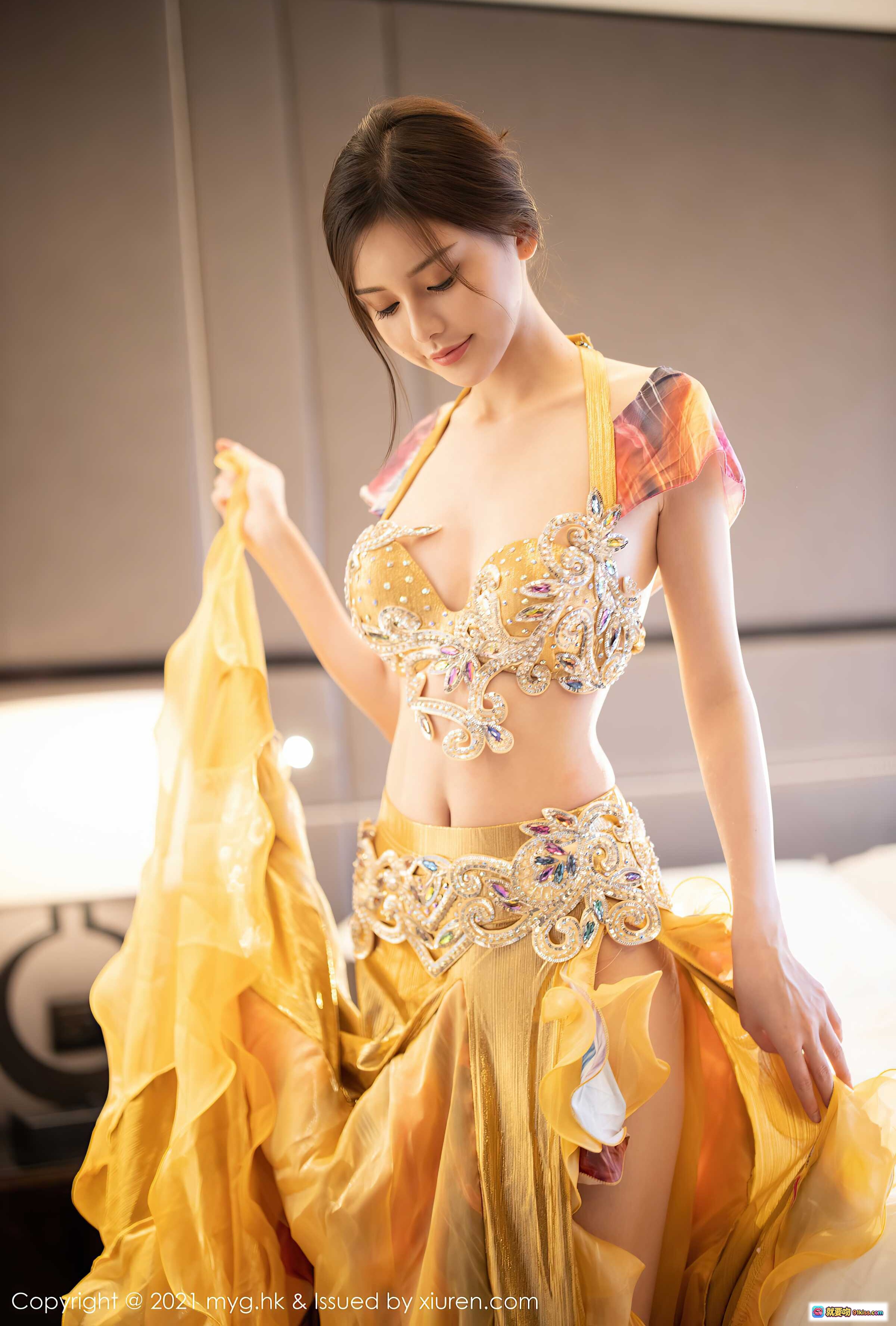 图片[7] - 小夕juju异域风情写真 | 金色华丽肚皮舞装 | 精致镶钻腰链 | 优雅性感姿态 | MyGirl美媛馆VOL.549 - 就要吻