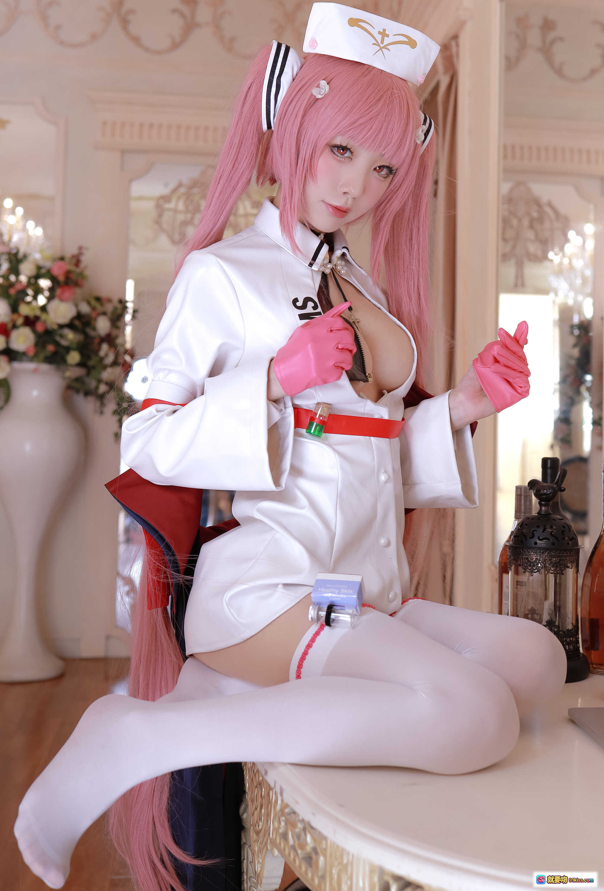图片[4] - 水淼aqua NO.060 英仙座 Cosplay 粉发女仆装 白黑蕾丝裙 透明丝袜 花饰头饰 室内写真 76P高清图集 - 就要吻