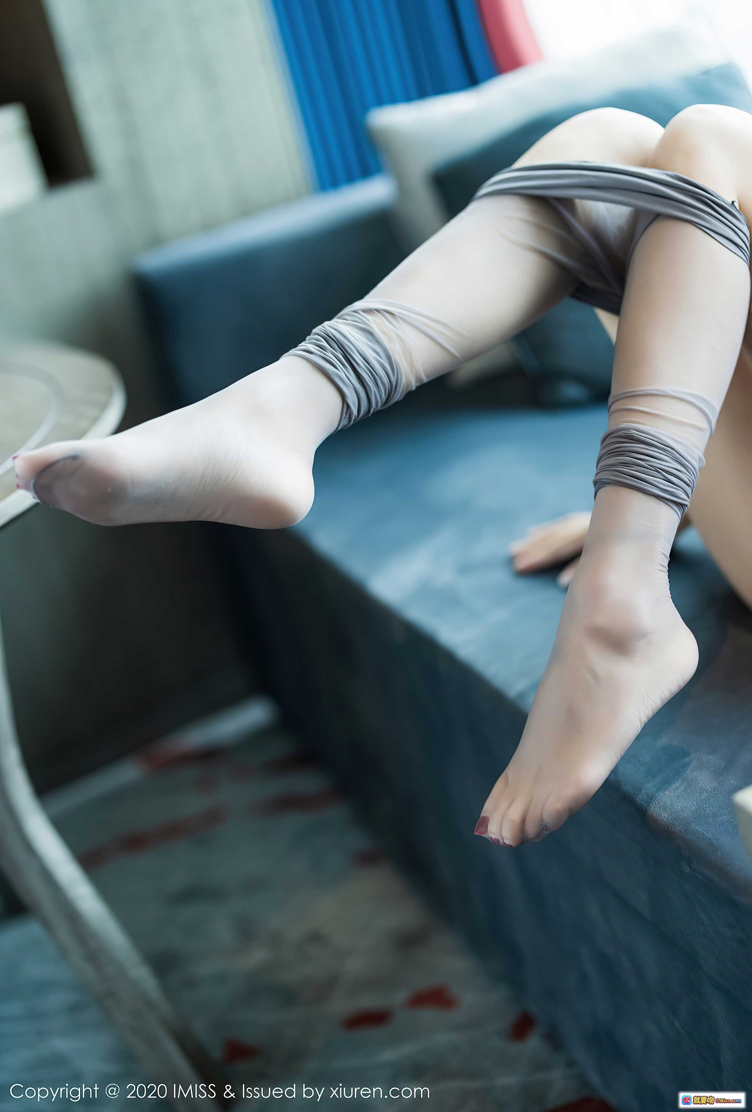 图片[6] - IMiss 2020.10.09 Vol.507 Lavinia肉肉 蓝裙高跟美腿写真 优雅性感办公室风 54图487M高清摄影 - 就要吻