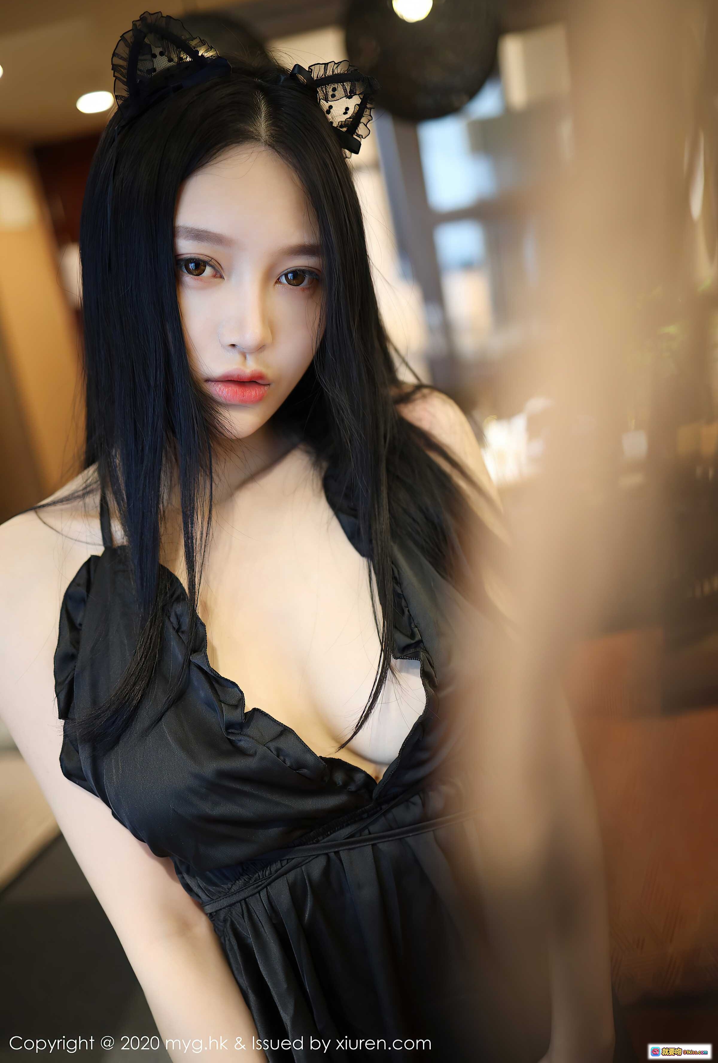 图片[4] - 唐琪儿黑丝蕾丝猫耳性感写真｜MyGirl美媛馆VOL.457深V吊带裙私房美图 - 就要吻