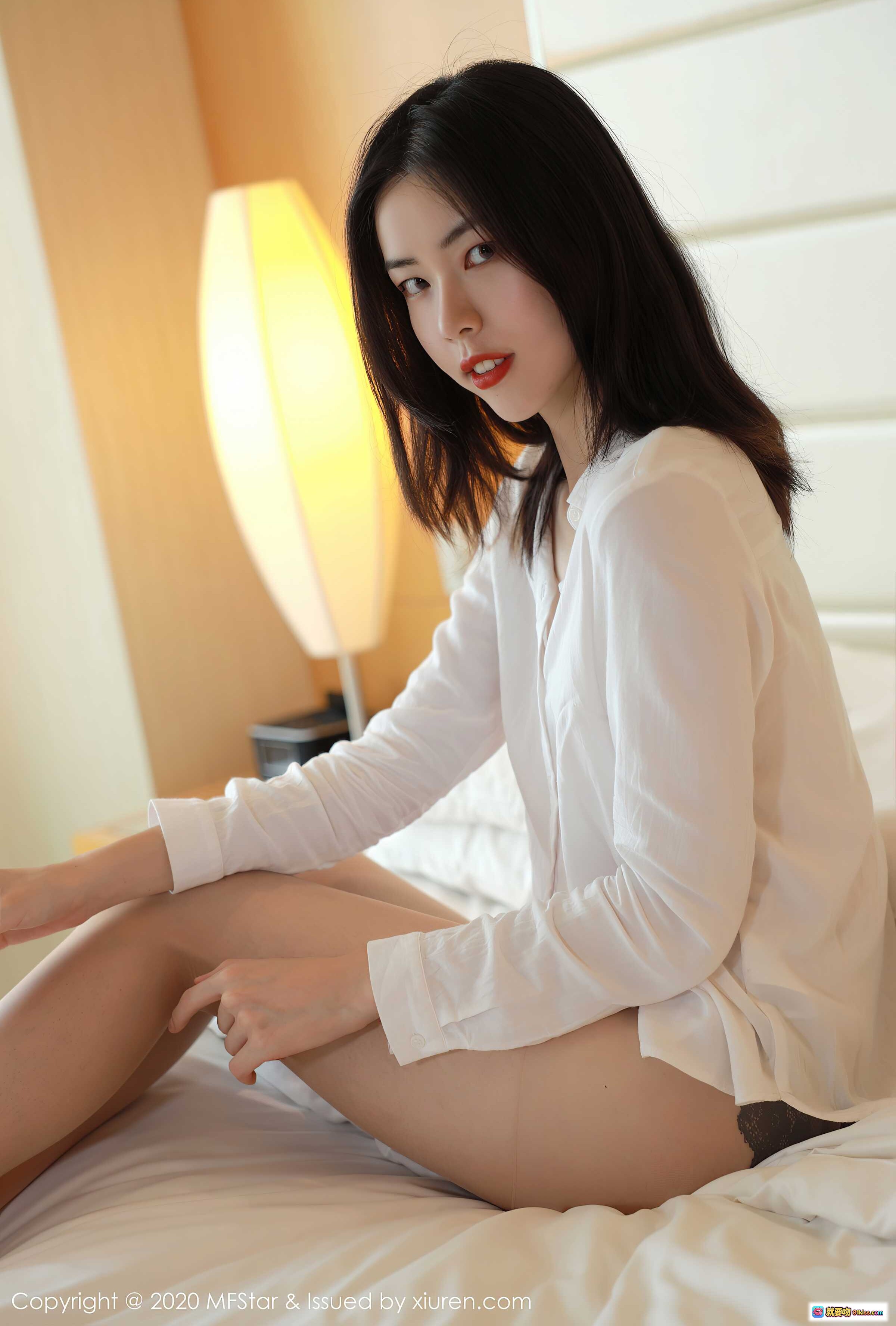 图片[6] - 欧阳美萱MFStar模范学院VOL.406写真 – 白衬衫床照性感私房美腿诱惑2020年10月26日高清图集 - 就要吻
