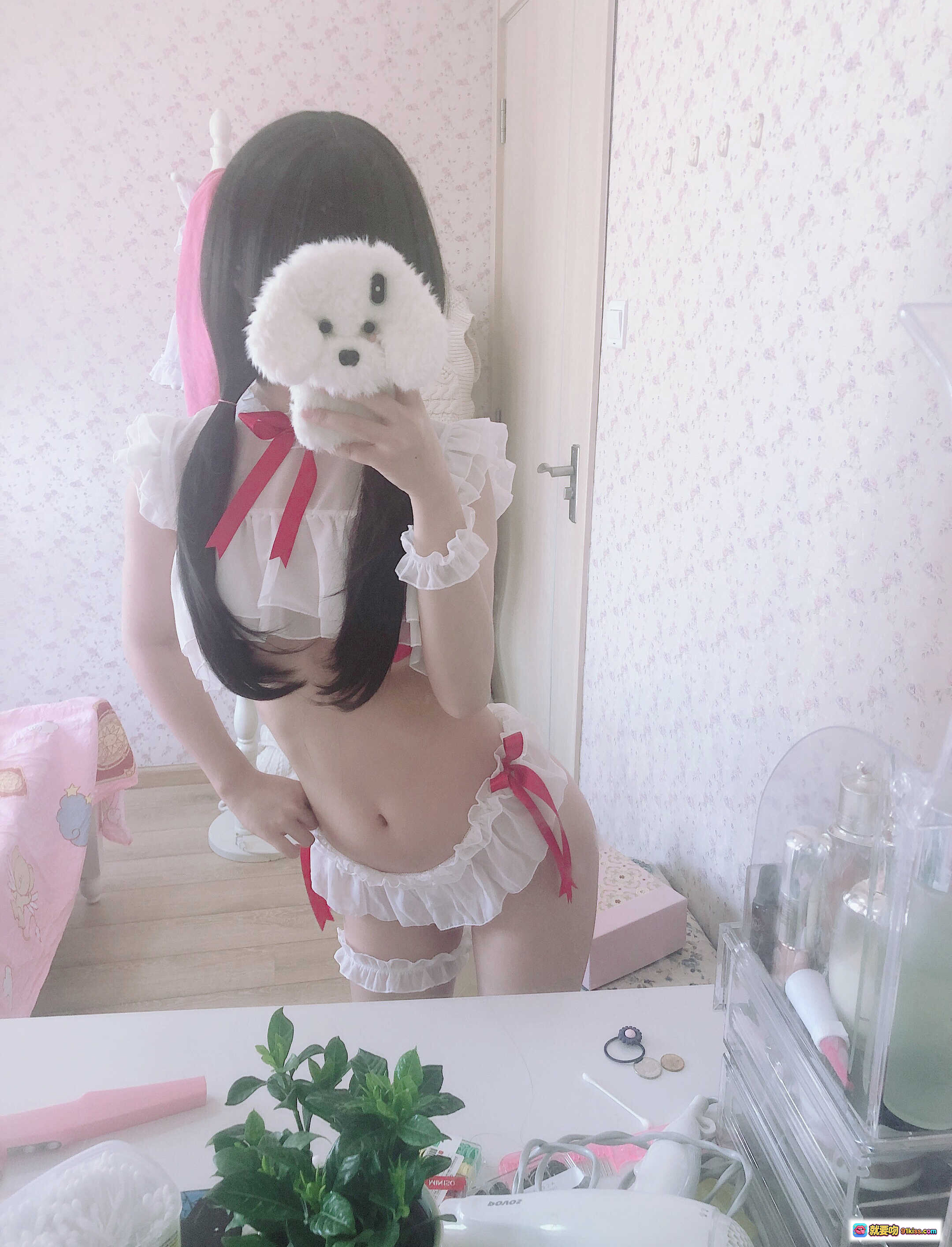 图片[6] - 桜井宁宁NO.029双马尾私房少女写真｜粉色卧室甜美风｜蕾丝边短裙+蝴蝶结上衣｜镜前自拍美腿特写 - 就要吻