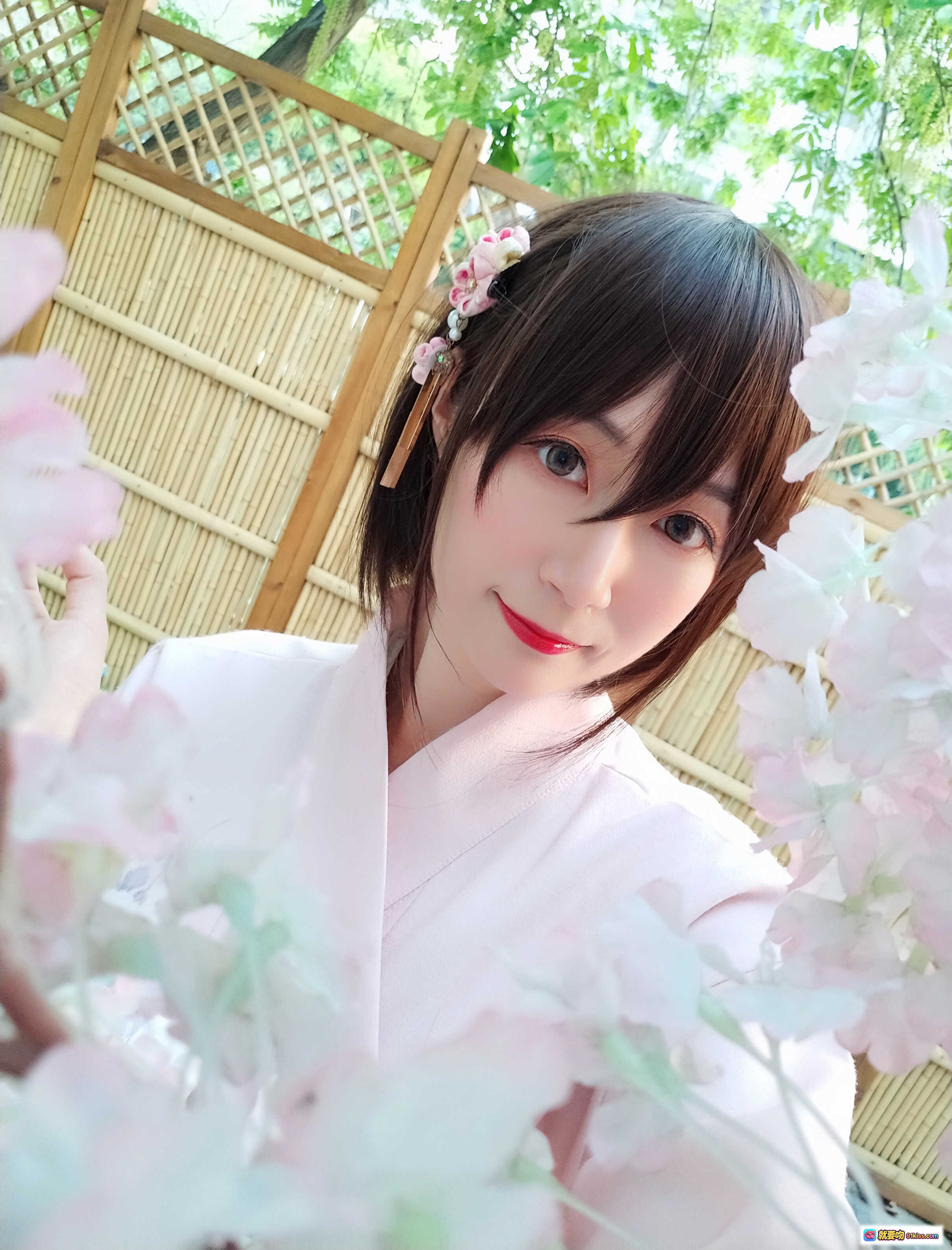 图片[4] - 白银81 NO.001 和服温泉写真 40P高清美图 蓝色浴巾少女手持棒棒糖 甜美性感私房照 - 就要吻