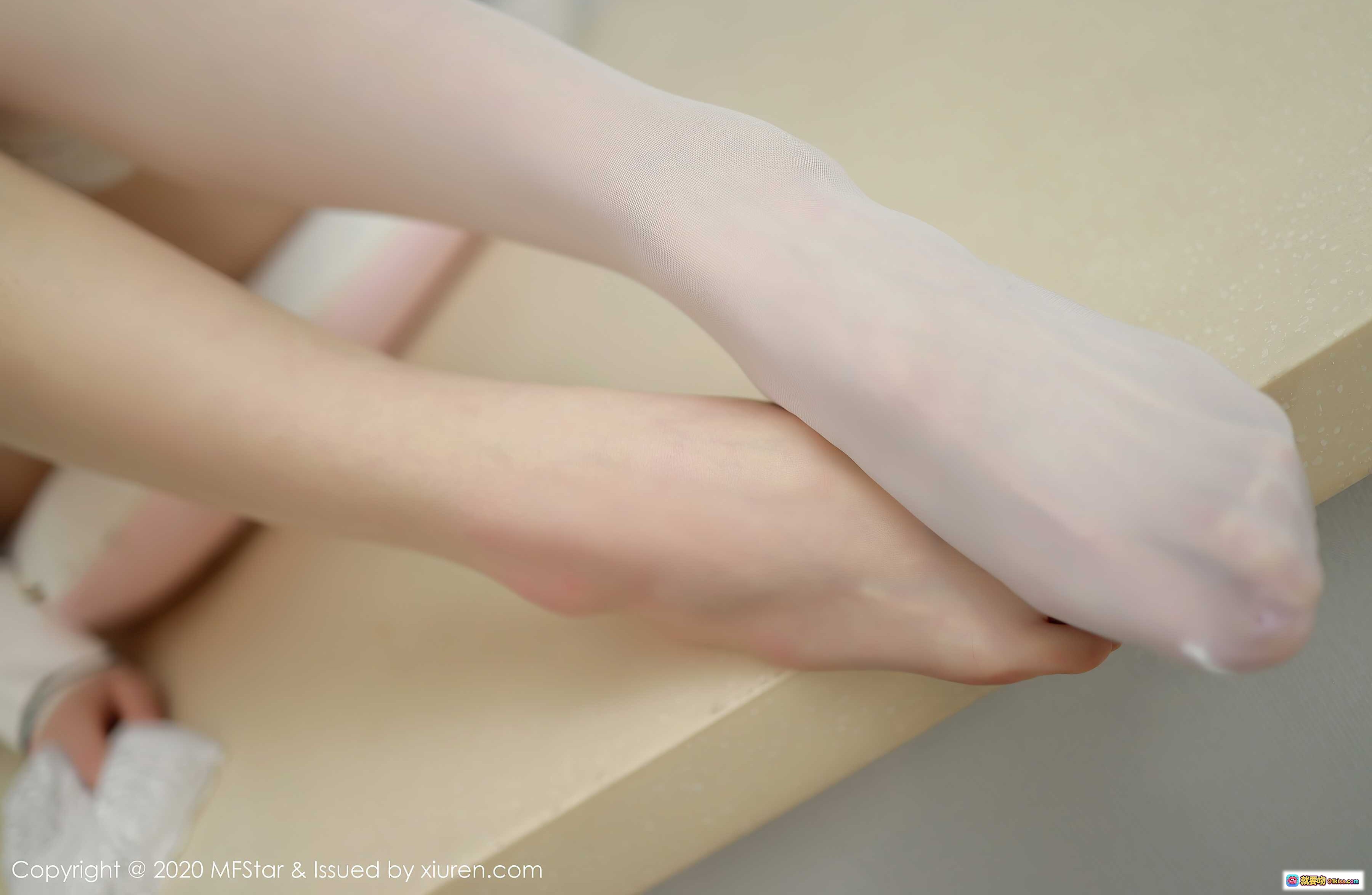 图片[5] - MFStar模范学院yoo优优2020.12.23 VOL.427 白衬衫黑蕾丝内衣写真 甜美少女风 室内私房摄影 41P高清图集 - 就要吻