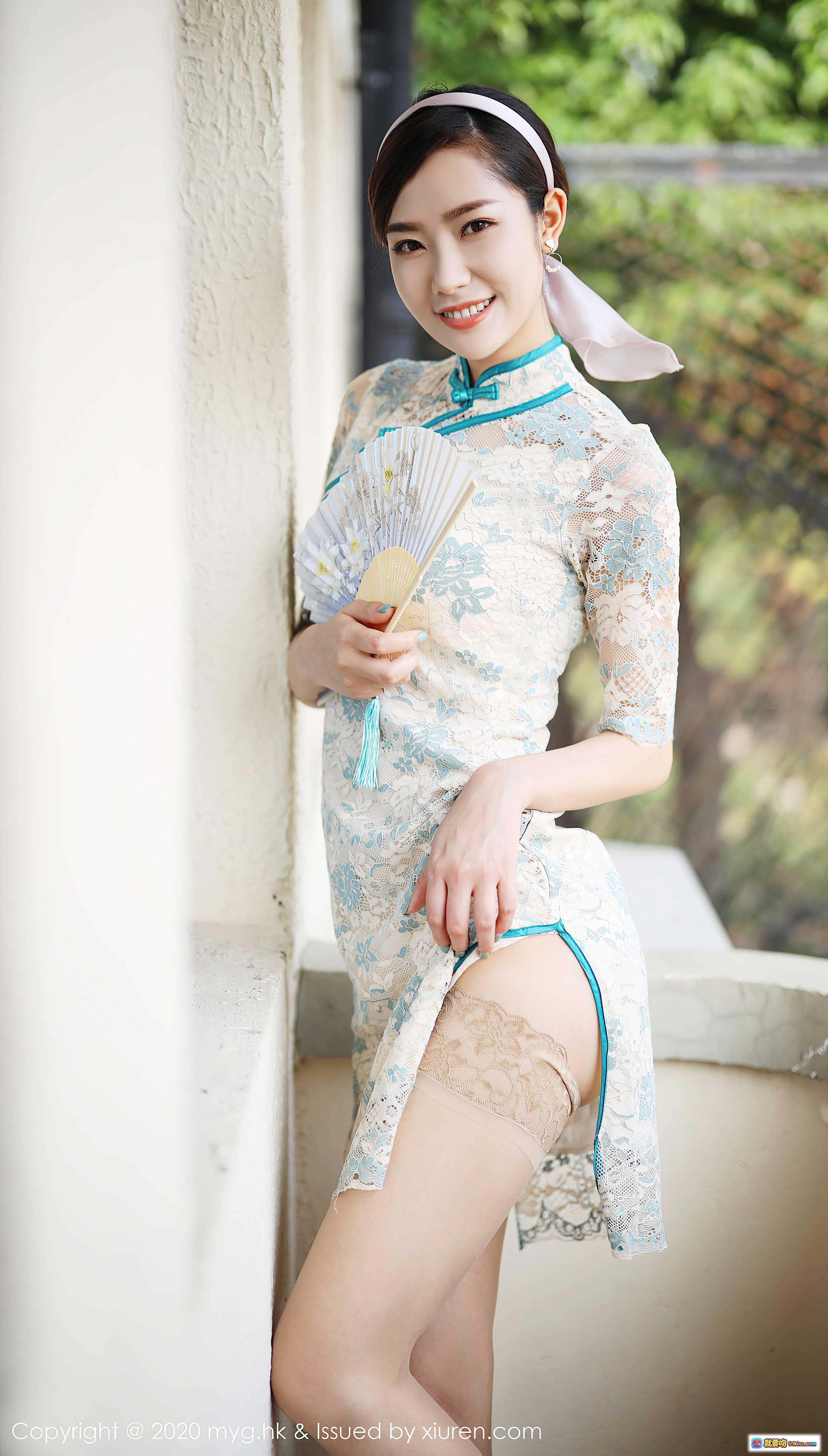 图片[1] - 方子萱旗袍写真 | 蕾丝高开叉旗袍+手持折扇+甜美头饰 | MyGirl美媛馆VOL.446优雅外拍大片 - 就要吻