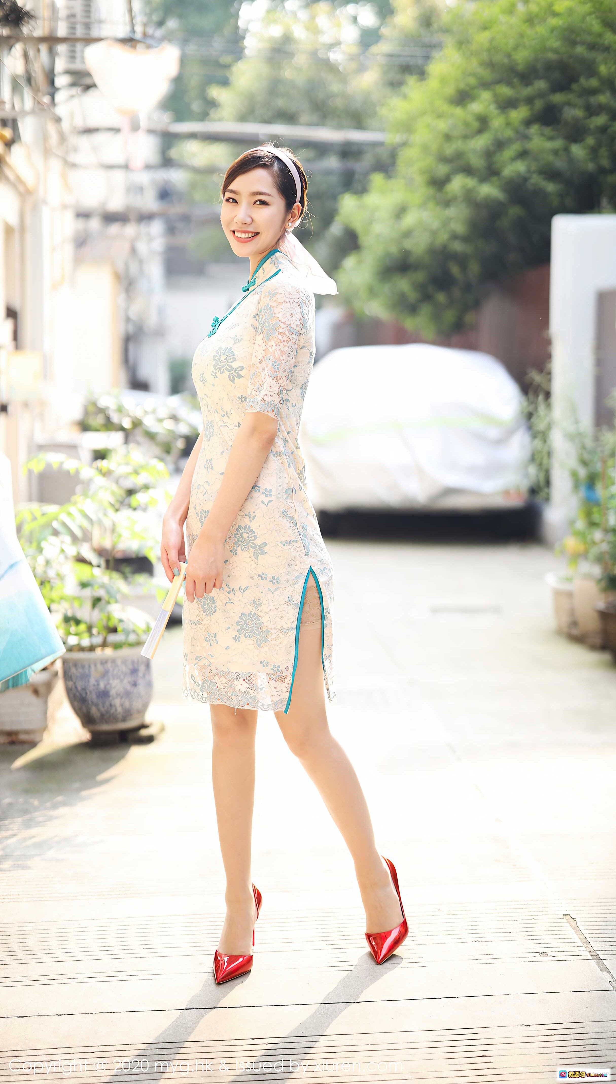 图片[5] - 方子萱旗袍写真 | 蕾丝高开叉旗袍+手持折扇+甜美头饰 | MyGirl美媛馆VOL.446优雅外拍大片 - 就要吻