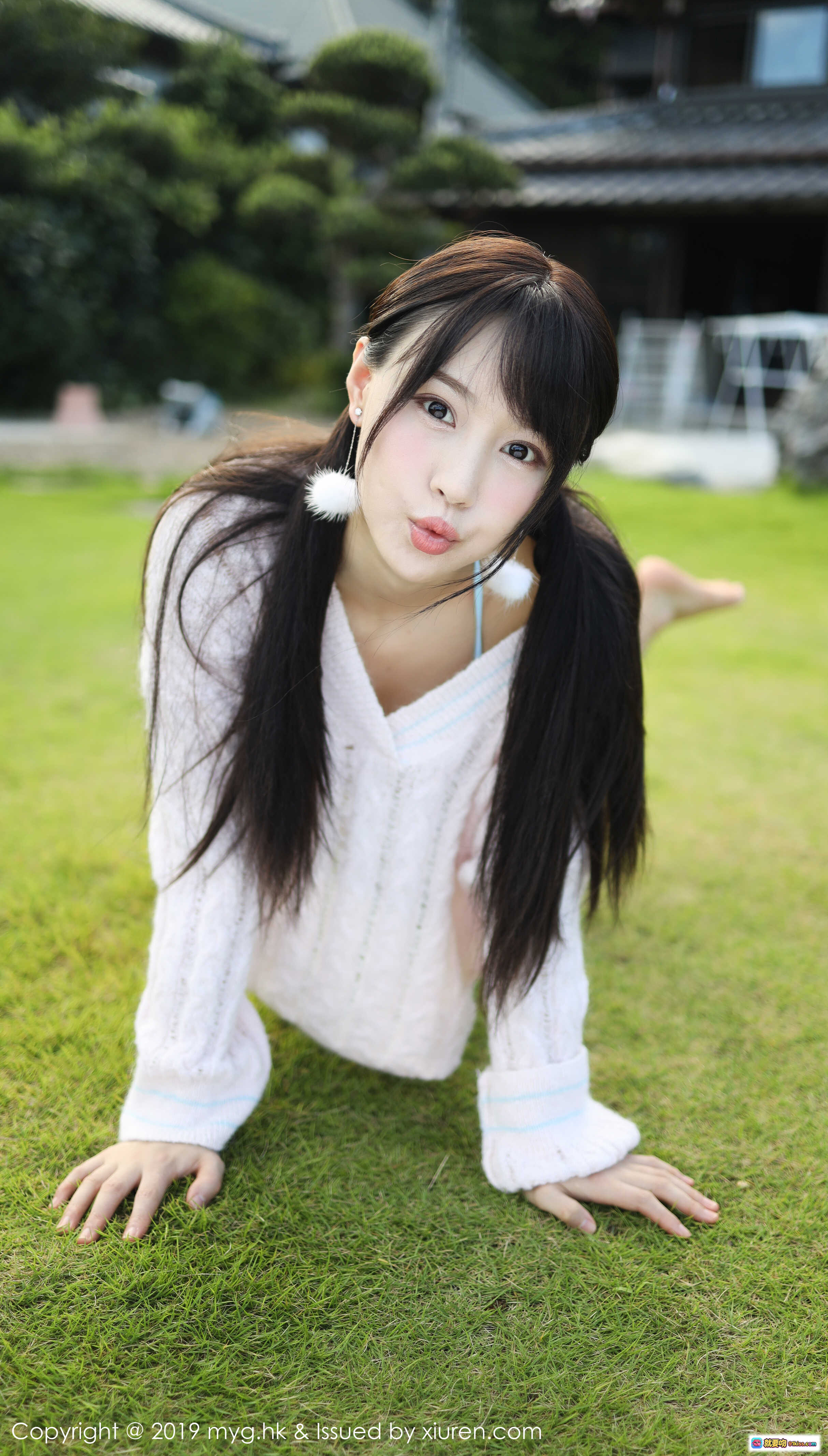 图片[1] - 朱可儿Flower草地写真｜MyGirl美媛馆VOL.416甜美少女风白色毛衣造型｜2019年12月26日高清图集 - 就要吻