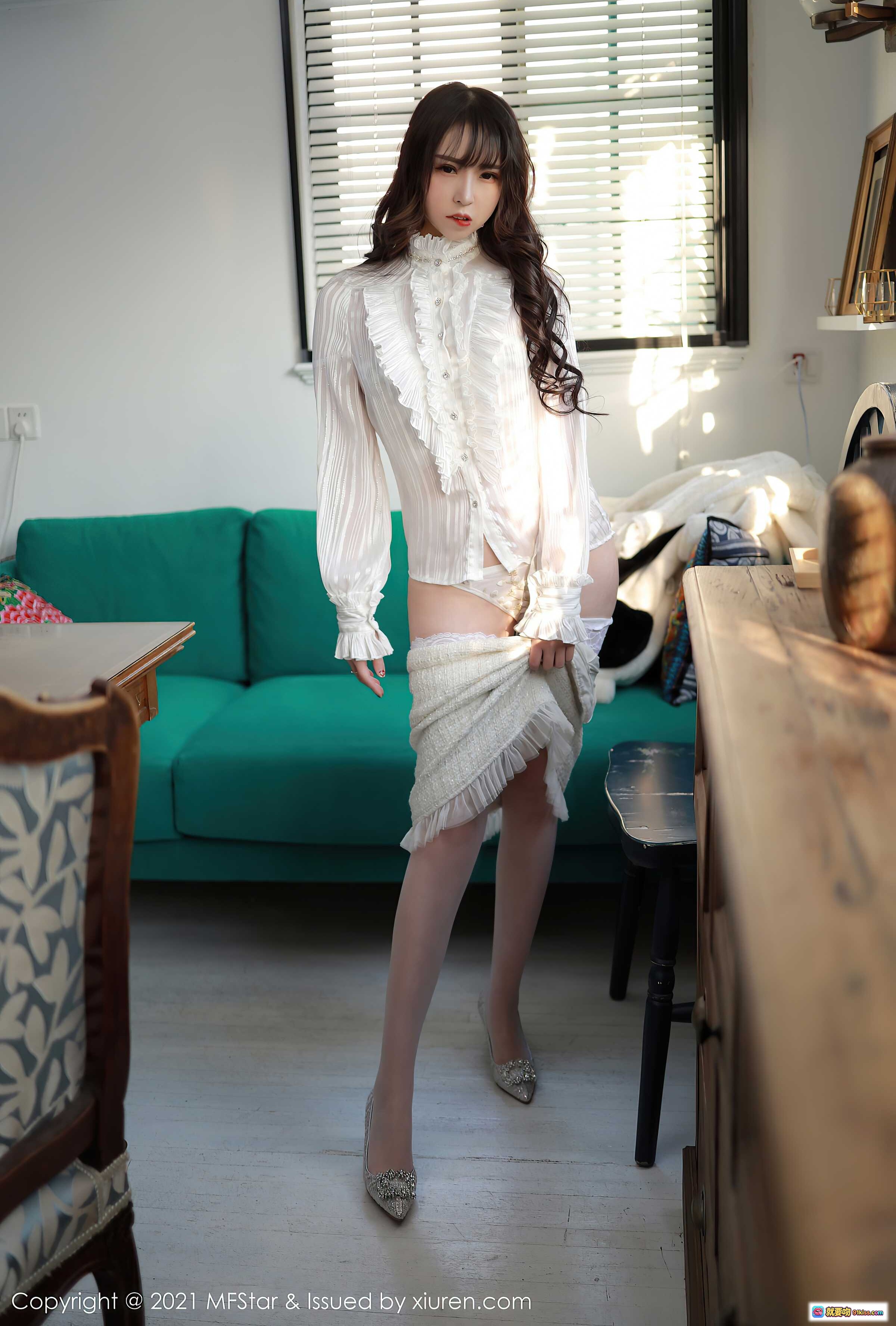 图片[7] - MFStar模范学院小波多2021.01.19 VOL.442 白色蕾丝透视衬衫+过膝袜性感写真 49图高清摄影 - 就要吻