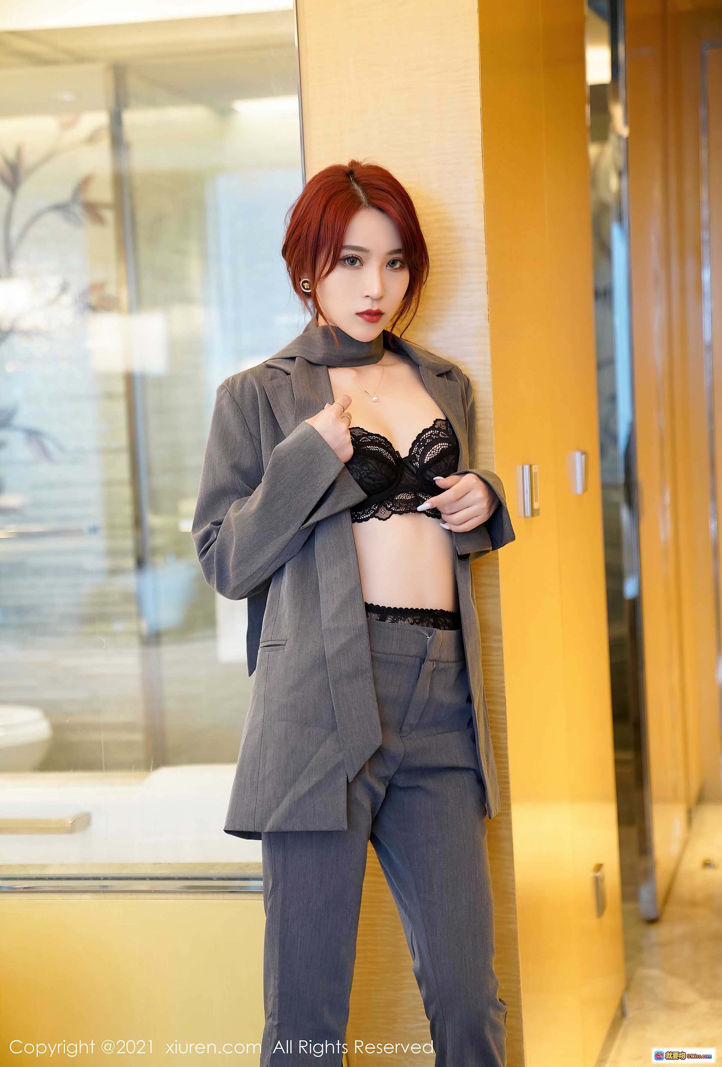 图片[8] - 周慕汐baby灰色西装套装搭配黑色蕾丝内衣写真 | XIUREN秀人网2021.04.30 VOL.3368优雅性感高清图集 - 就要吻