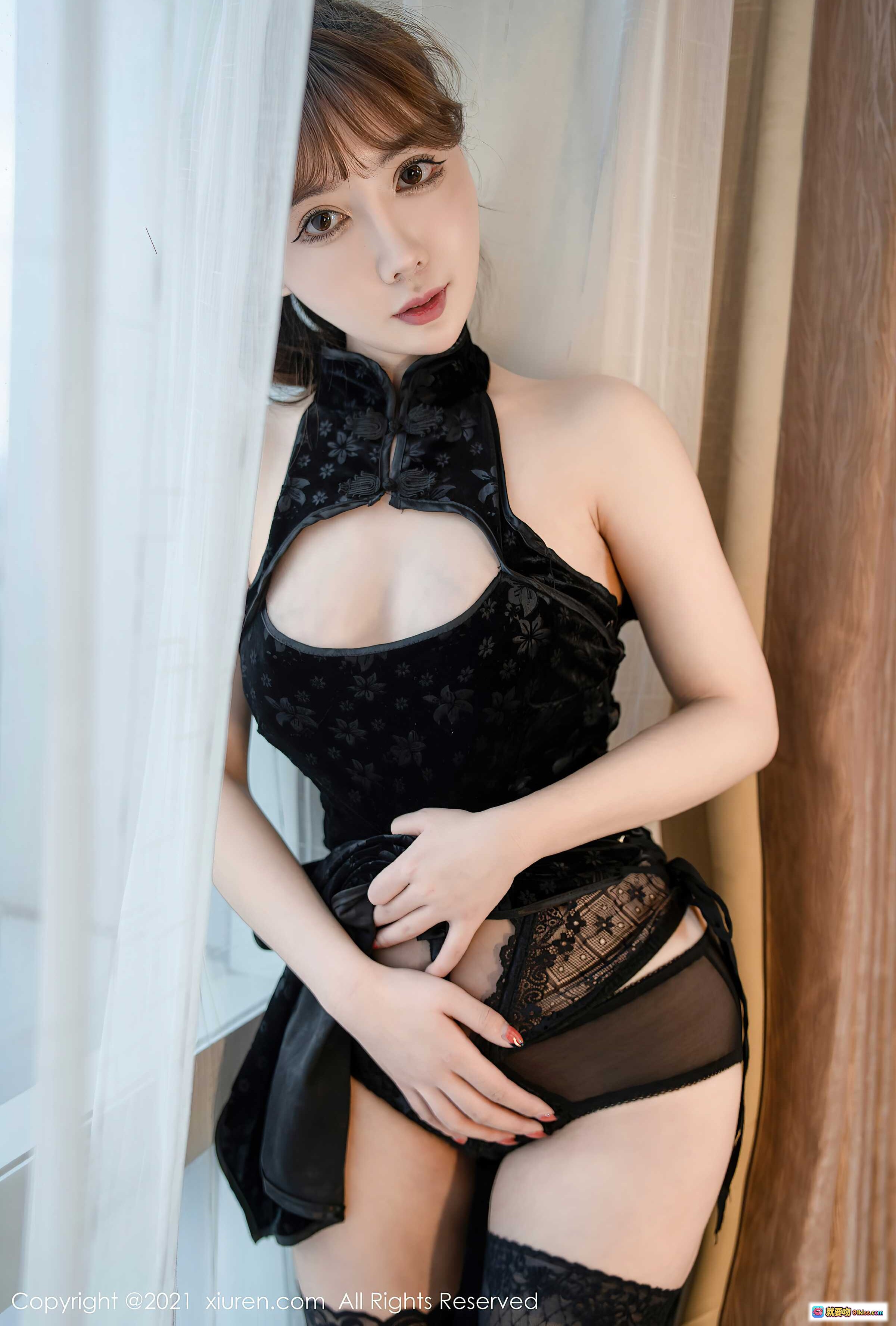 图片[8] - 陈梦babe黑丝蕾丝内衣写真 | 秀人网2021.05.07 VOL.3377 窗边性感姿态美腿翘臀诱惑 - 就要吻