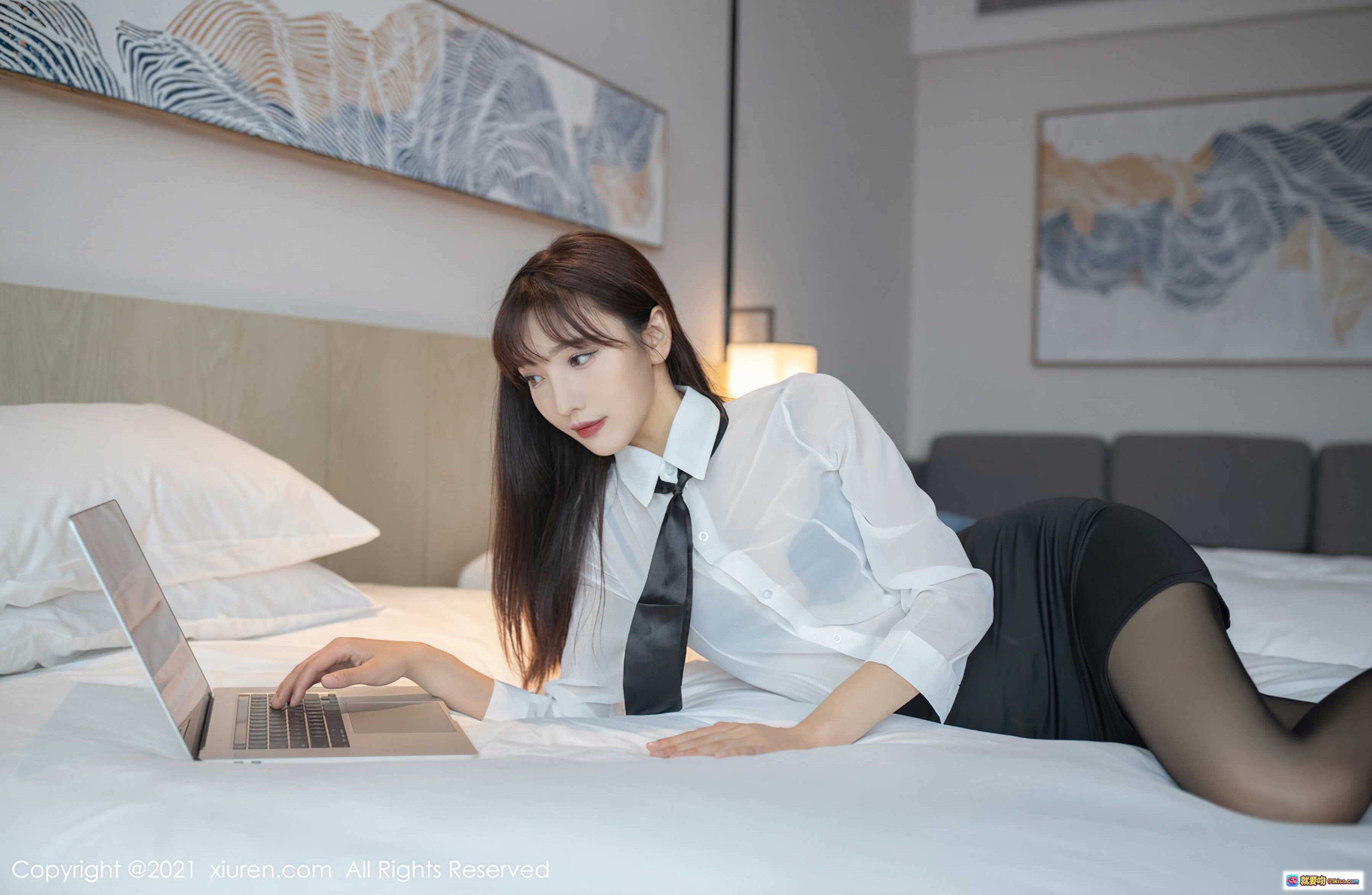 图片[10] - 陆萱萱黑丝美腿高跟鞋写真 – XiuRen秀人网2021.07.22 No.3705优雅性感私房照 - 就要吻