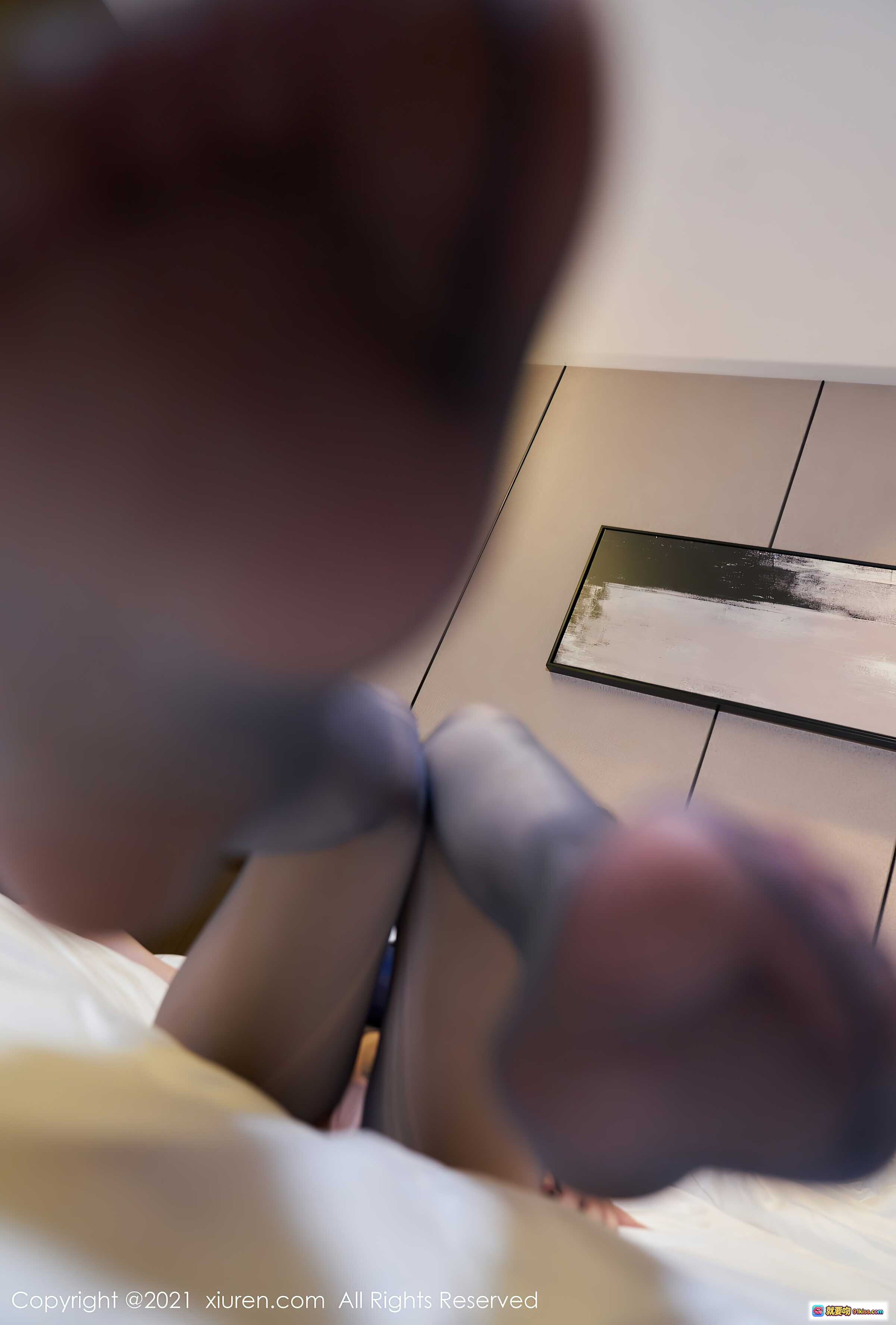 图片[8] - 韩静安丝袜美腿写真 | XiuRen秀人网No.3629 | 蓝色制服+黑色高跟+室内私房摄影 - 就要吻