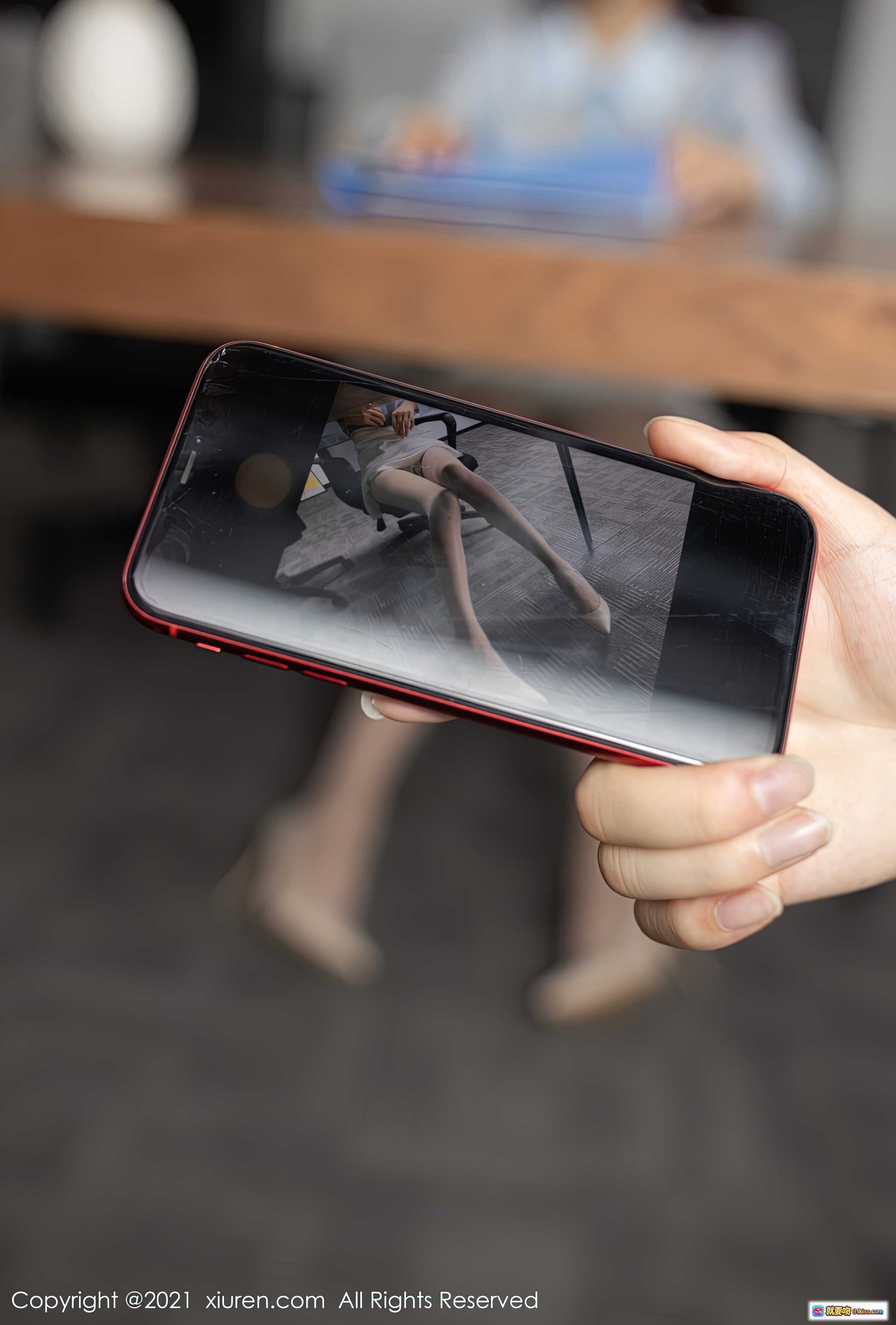 图片[1] - 陆萱萱写真手机预览 | XiuRen秀人网No.3644高清美腿丝袜图集 2021.07.08 - 就要吻