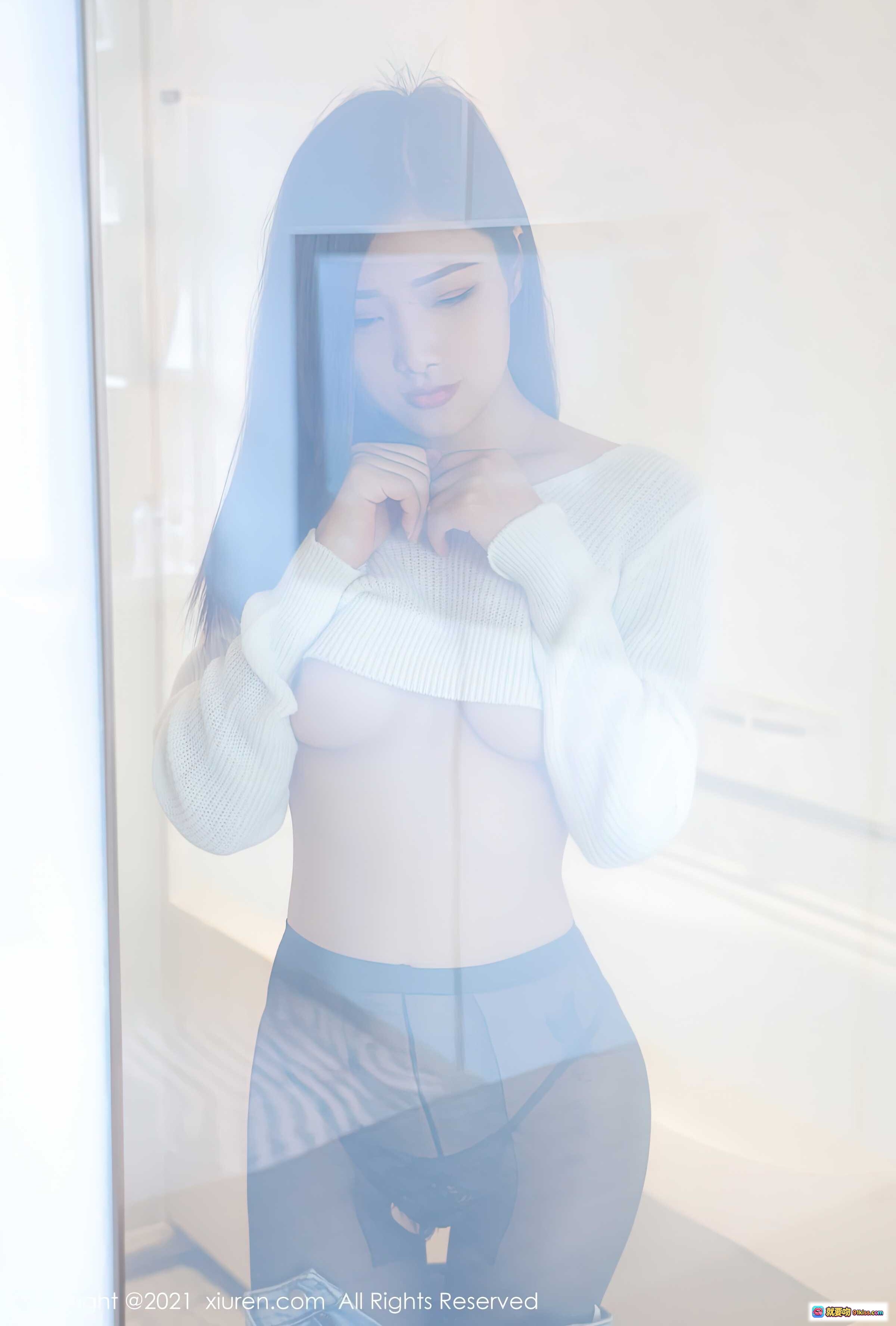 星萌性感写真 | XiuRen秀人网No.3695 | 白色针织上衣+透明黑丝 | 2021.07.21高清私房美图 - 就要吻