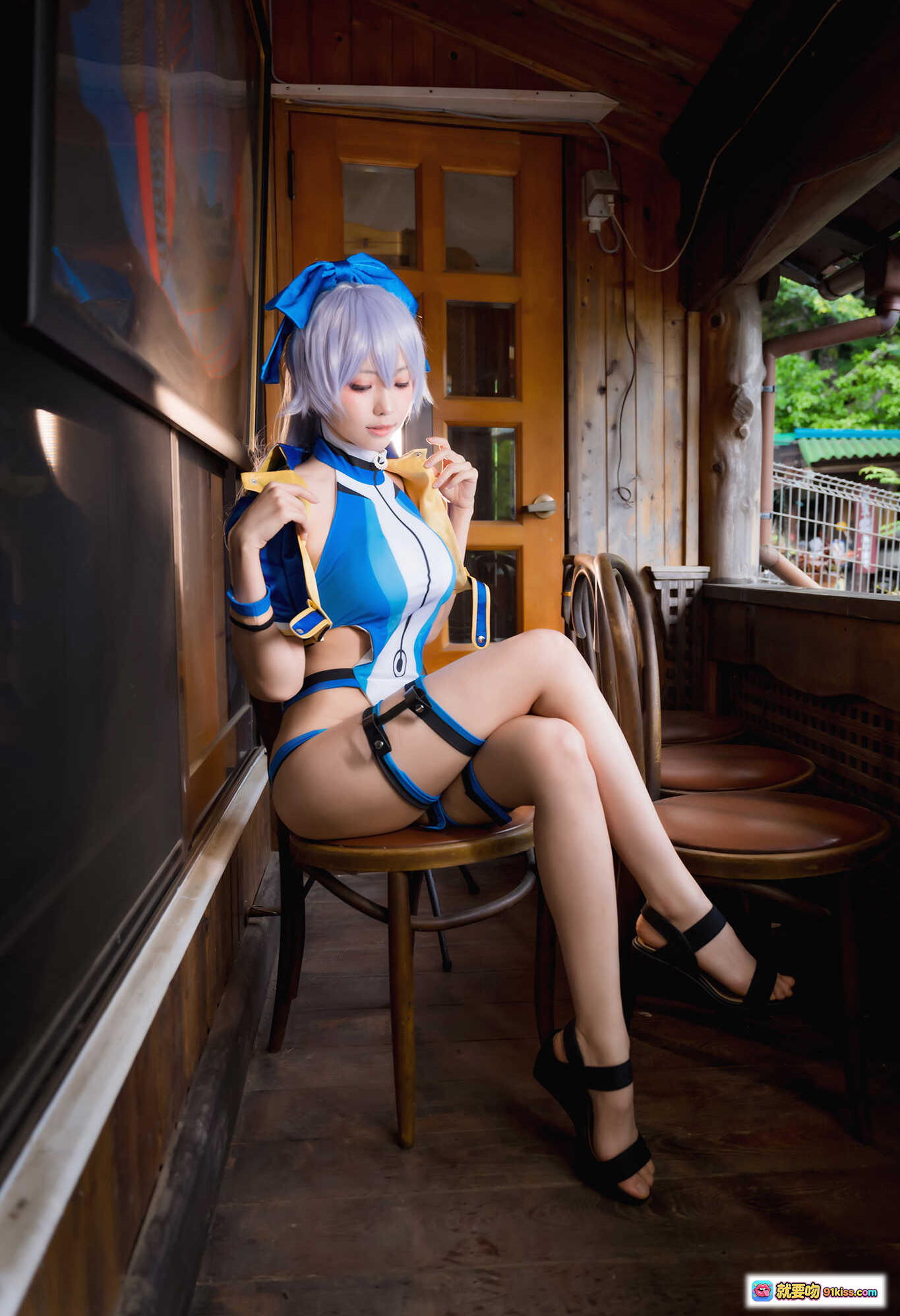 图片[5] - ElyEE子 NO.068 巴御前 Cosplay 精美写真 24P 45MB 蓝色战衣 白发少女 户外木亭 情绪氛围感 高清美图 - 就要吻