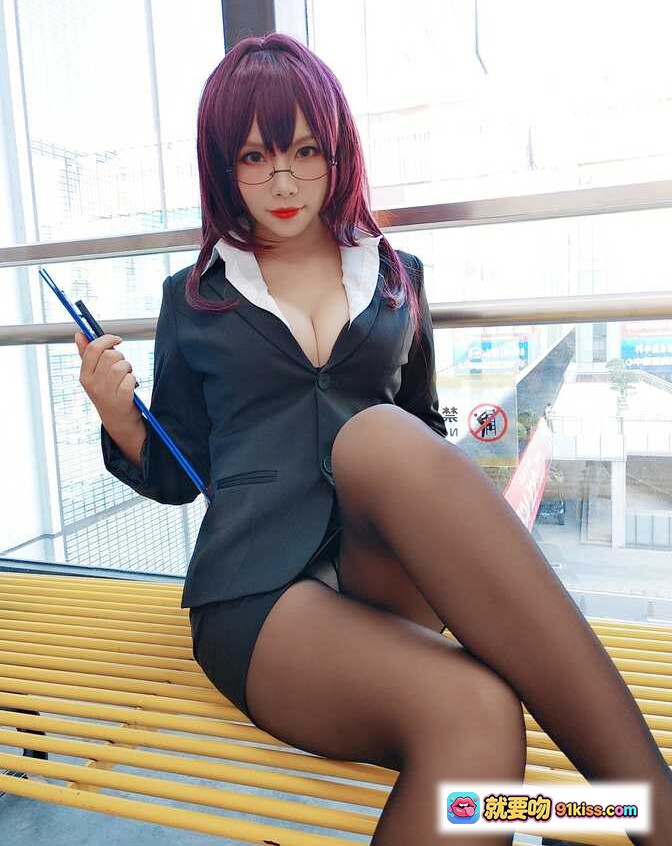 图片[6] - Neko薇薇NO.001斯卡哈cos自拍写真｜紫发眼镜OL制服黑丝美腿坐姿性感高清图集 - 就要吻
