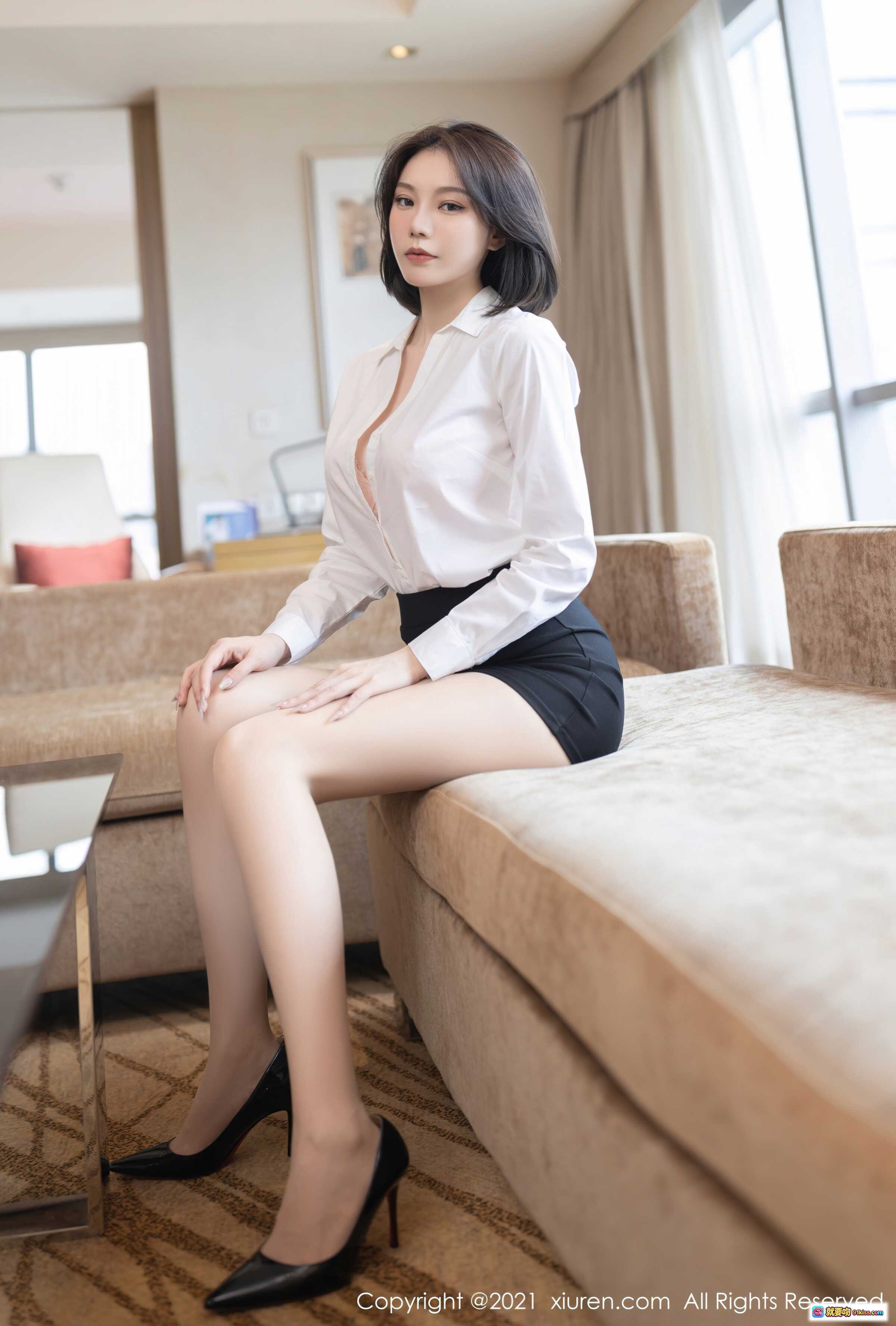 图片[5] - 安然Maleah白衬衫黑短裙职场风写真 | XiuRen秀人网2021.08.16 No.3803优雅性感造型 - 就要吻