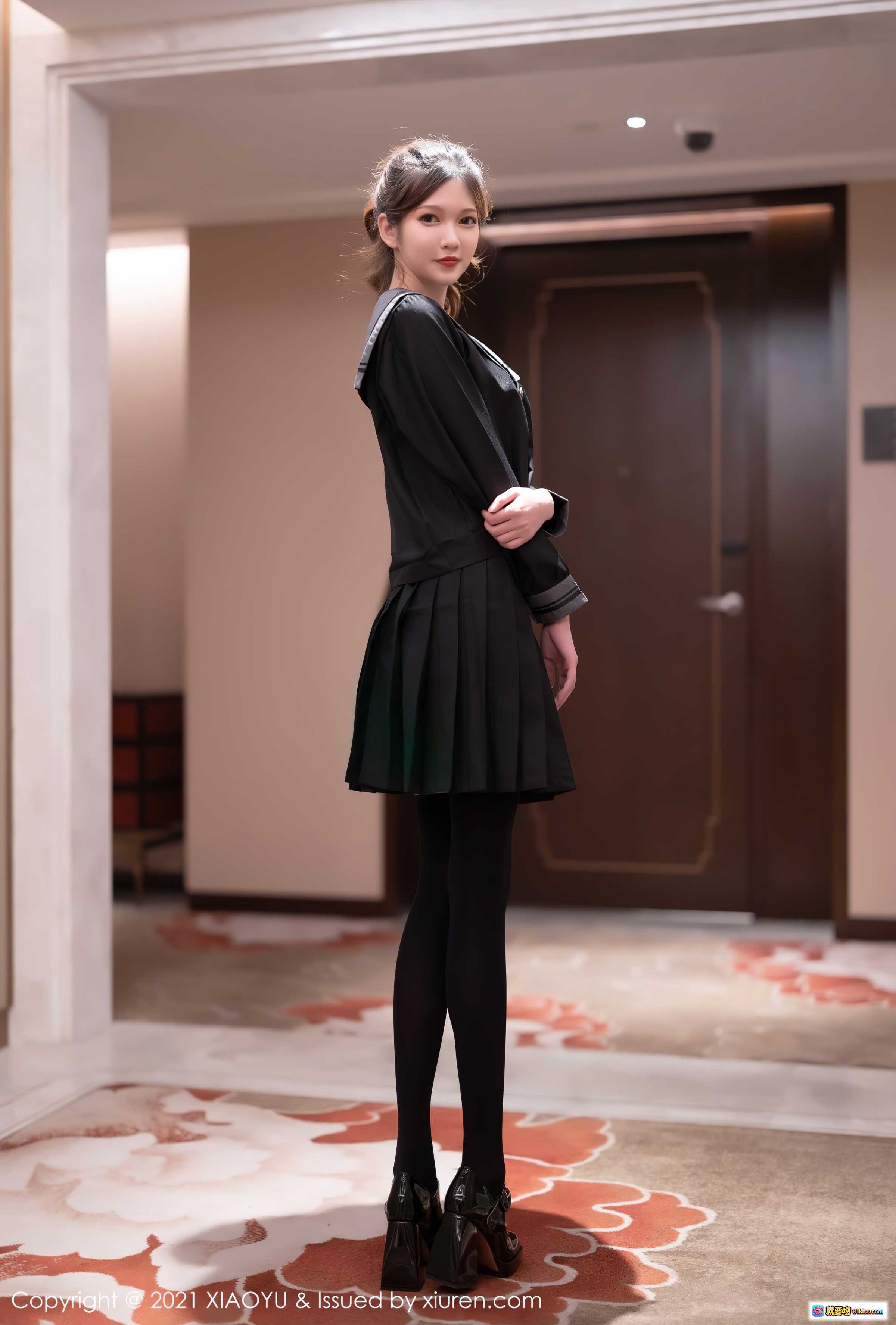 图片[2] - 程程程黑裙水手服过膝袜高跟鞋写真 | XIAOYU Vol.591 2021.08.12 优雅走廊拍摄 - 就要吻