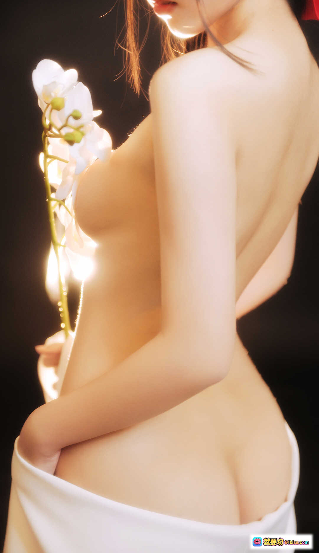 图片[2] - 不呆猫NO.022和服写真｜白底红樱刺绣和风少女手持白花逆光人像摄影39P高清图集 - 就要吻