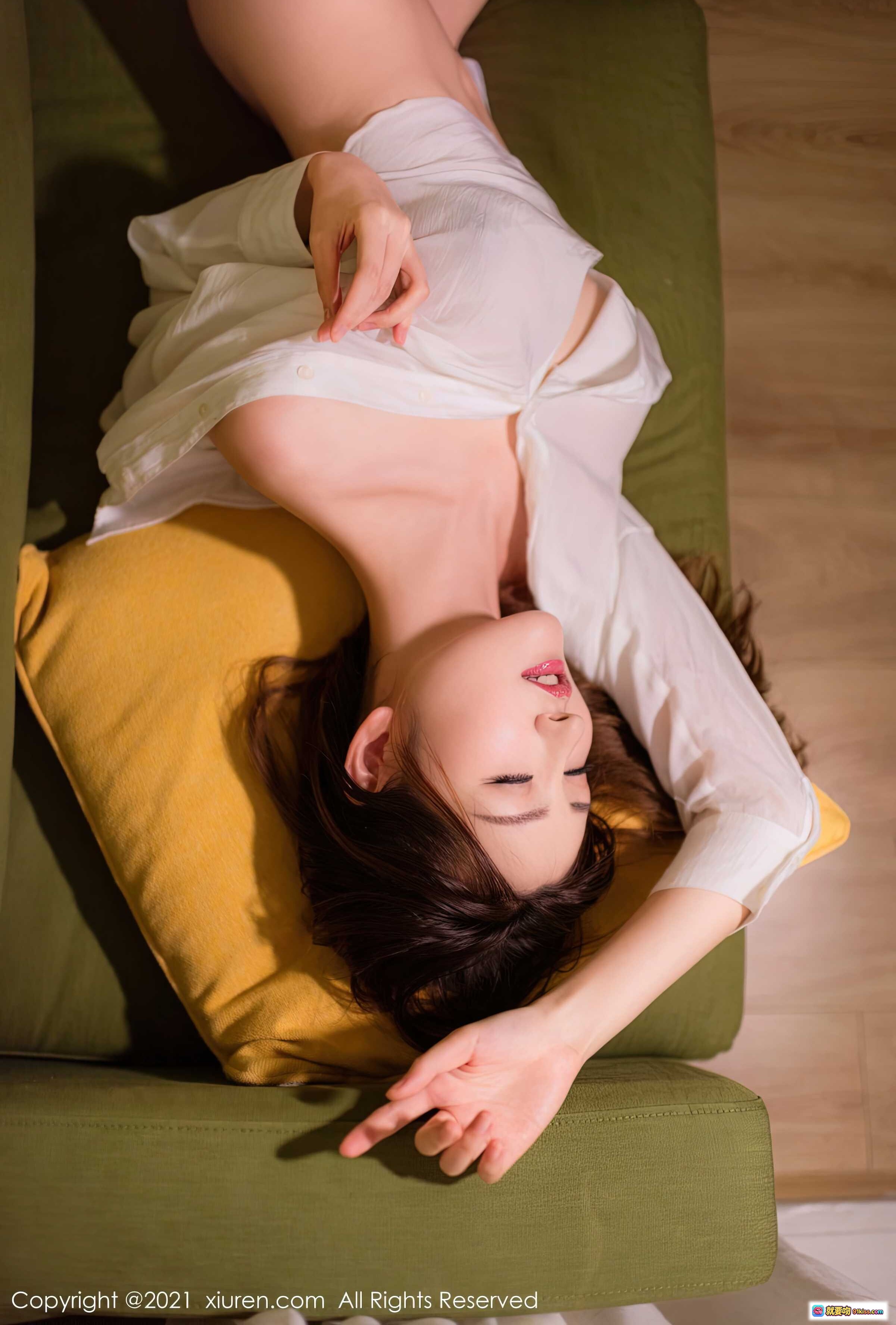 图片[8] - 沈梦瑶性感写真 | 白衬衫诱惑 | 绿沙发慵懒躺姿 | 秀人网2021精选美图 - 就要吻