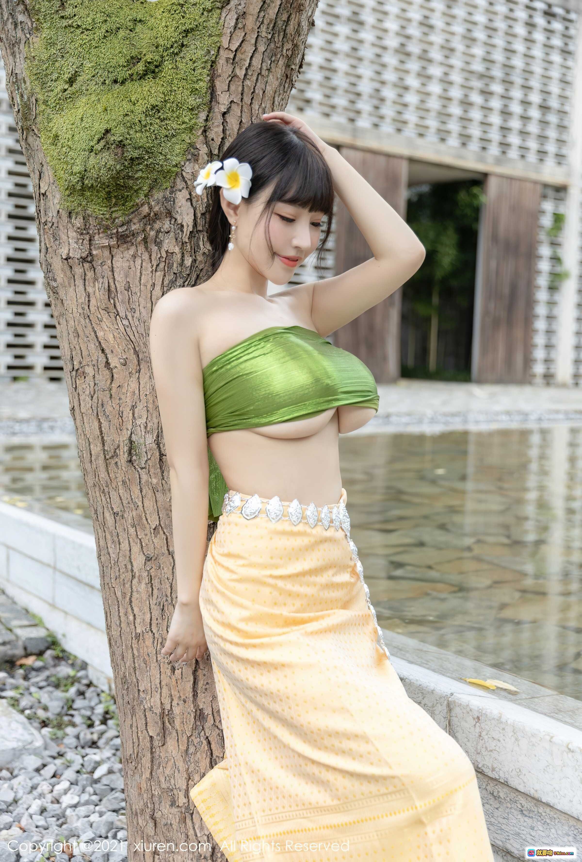 图片[5] - 朱可儿Flower竹林写真 | 绿叶裹胸+银饰腰链 | 秀人网No.3971性感自然风人像摄影 - 就要吻