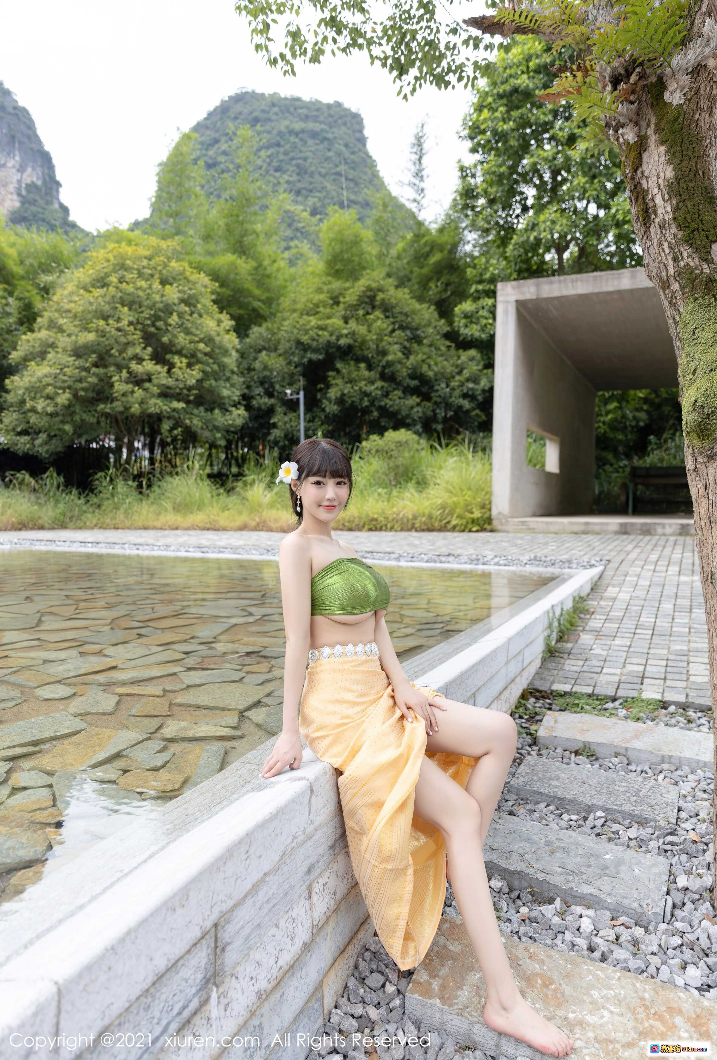 图片[4] - 朱可儿Flower竹林写真 | 绿叶裹胸+银饰腰链 | 秀人网No.3971性感自然风人像摄影 - 就要吻