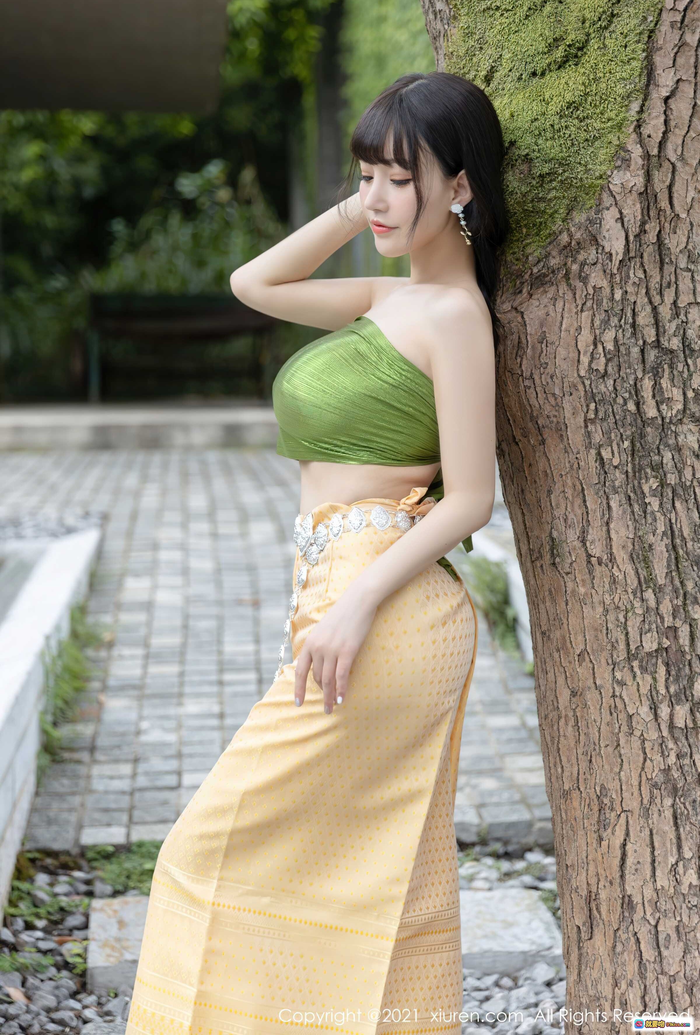 图片[10] - 朱可儿Flower竹林写真 | 绿叶裹胸+银饰腰链 | 秀人网No.3971性感自然风人像摄影 - 就要吻