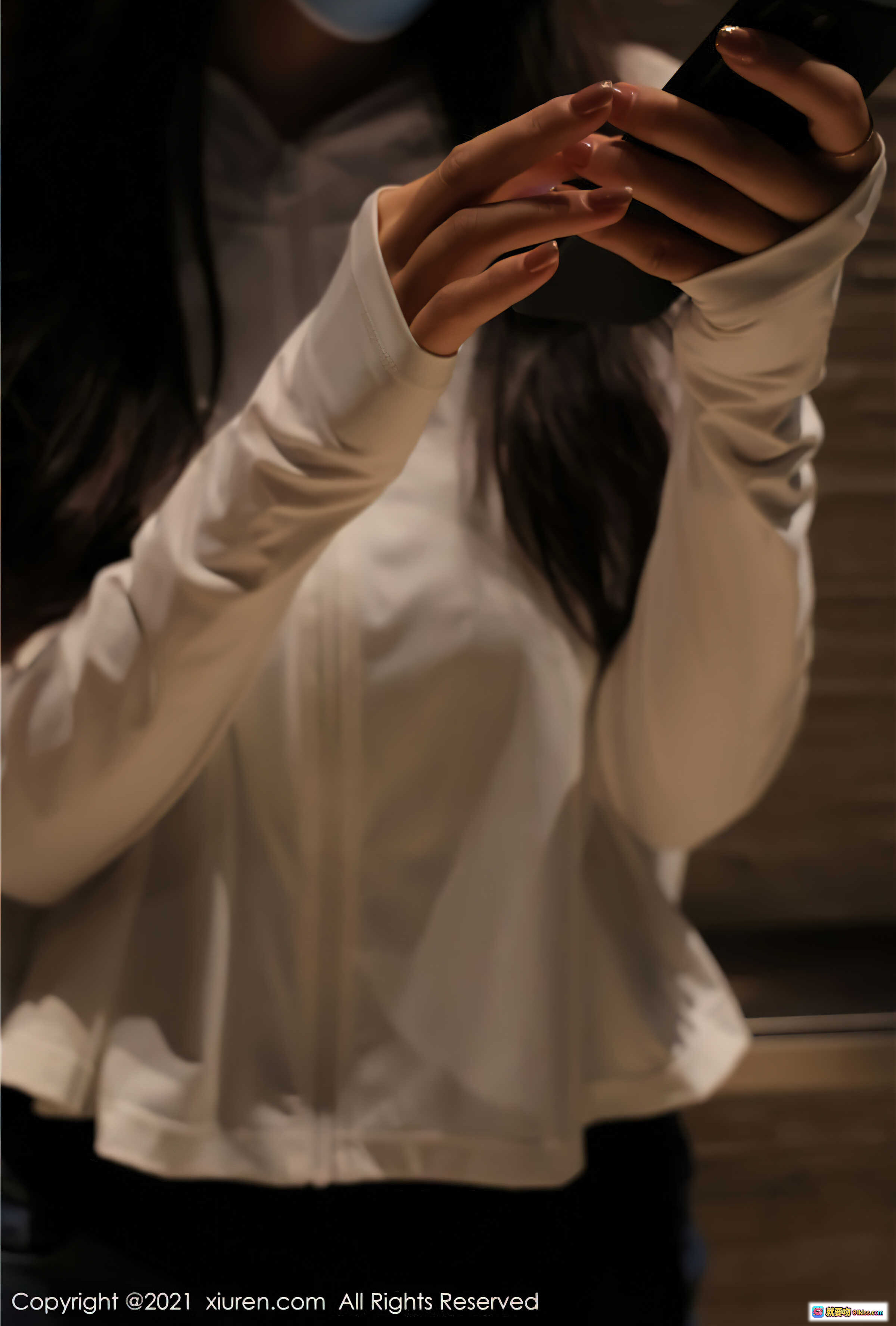 图片[5] - 蓝莓FY街拍写真｜白色防晒衣搭配牛仔裤｜都市时尚少女风｜XiuRen秀人网2021.09.16 No.3956 - 就要吻