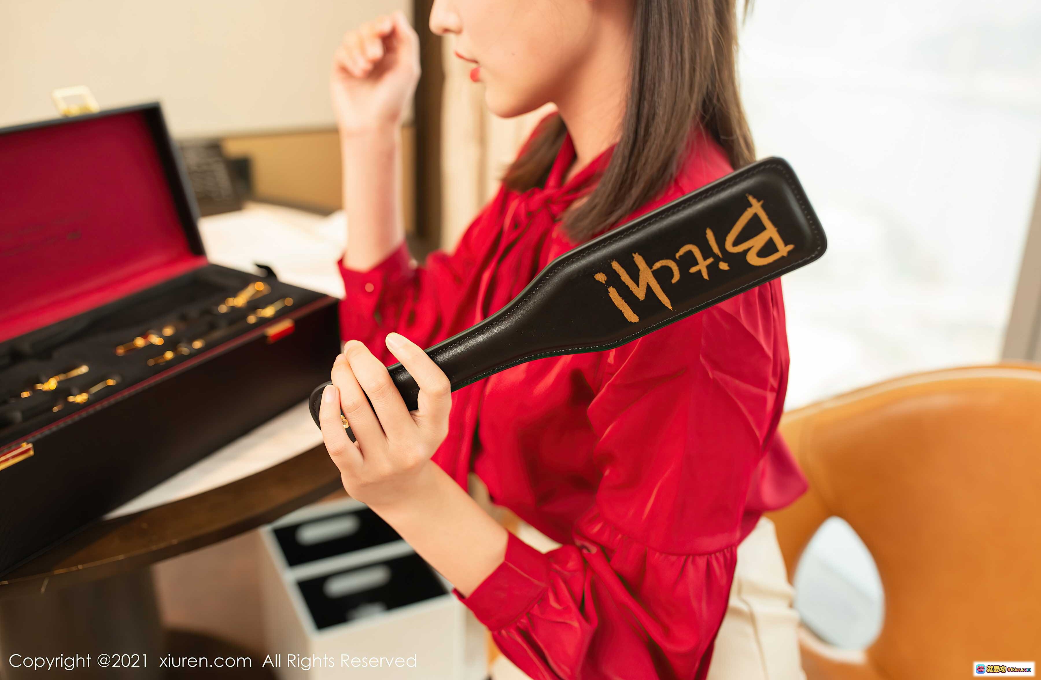图片[8] - 陆萱萱红衬衫黑丝美腿写真 – XiuRen秀人网2021.08.18 No.3819办公室优雅风情 - 就要吻