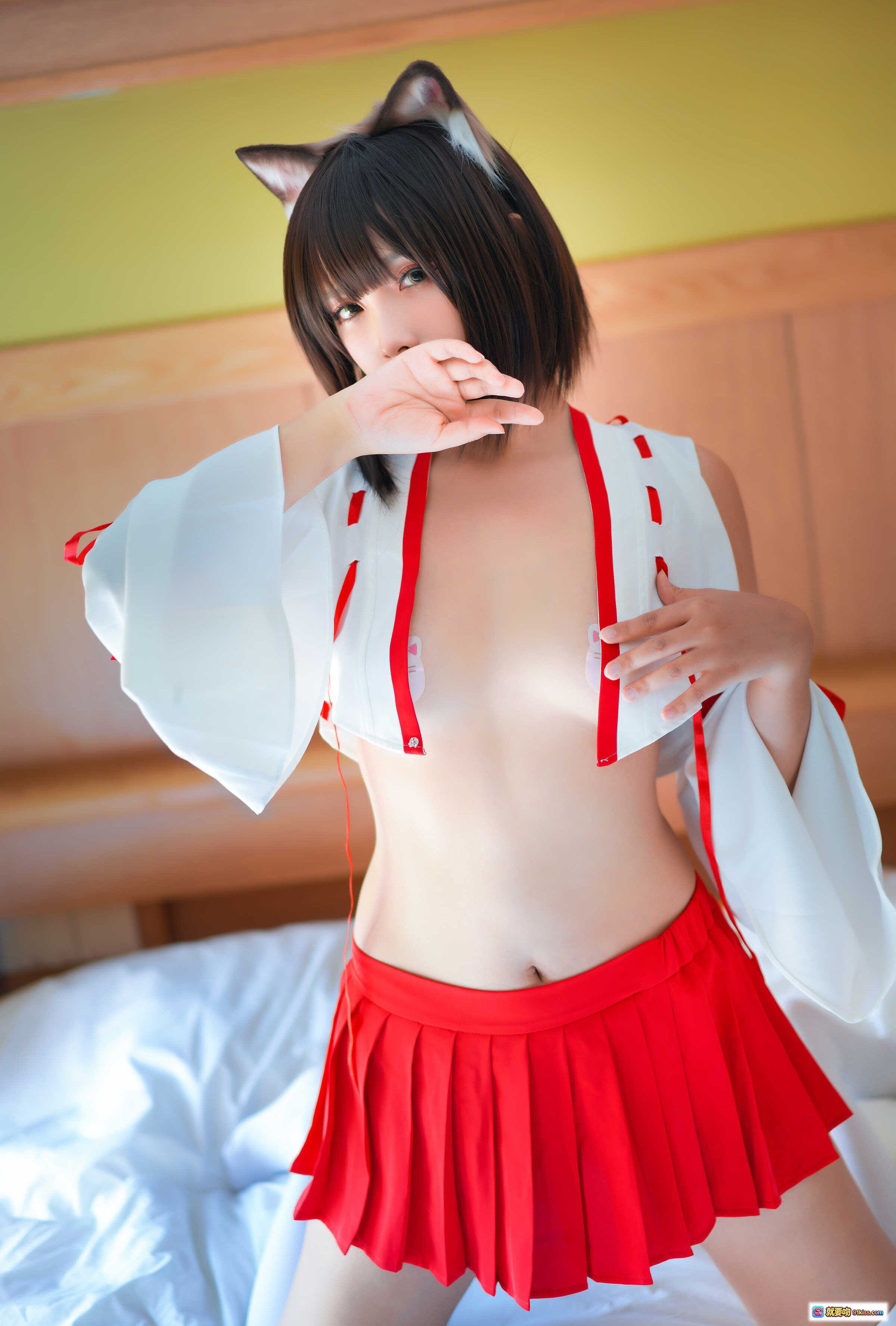 图片[4] - Neko薇薇NO.003巫女写真｜猫耳白丝红裙和风少女｜日式神社风格摄影｜30P高清图集 - 就要吻