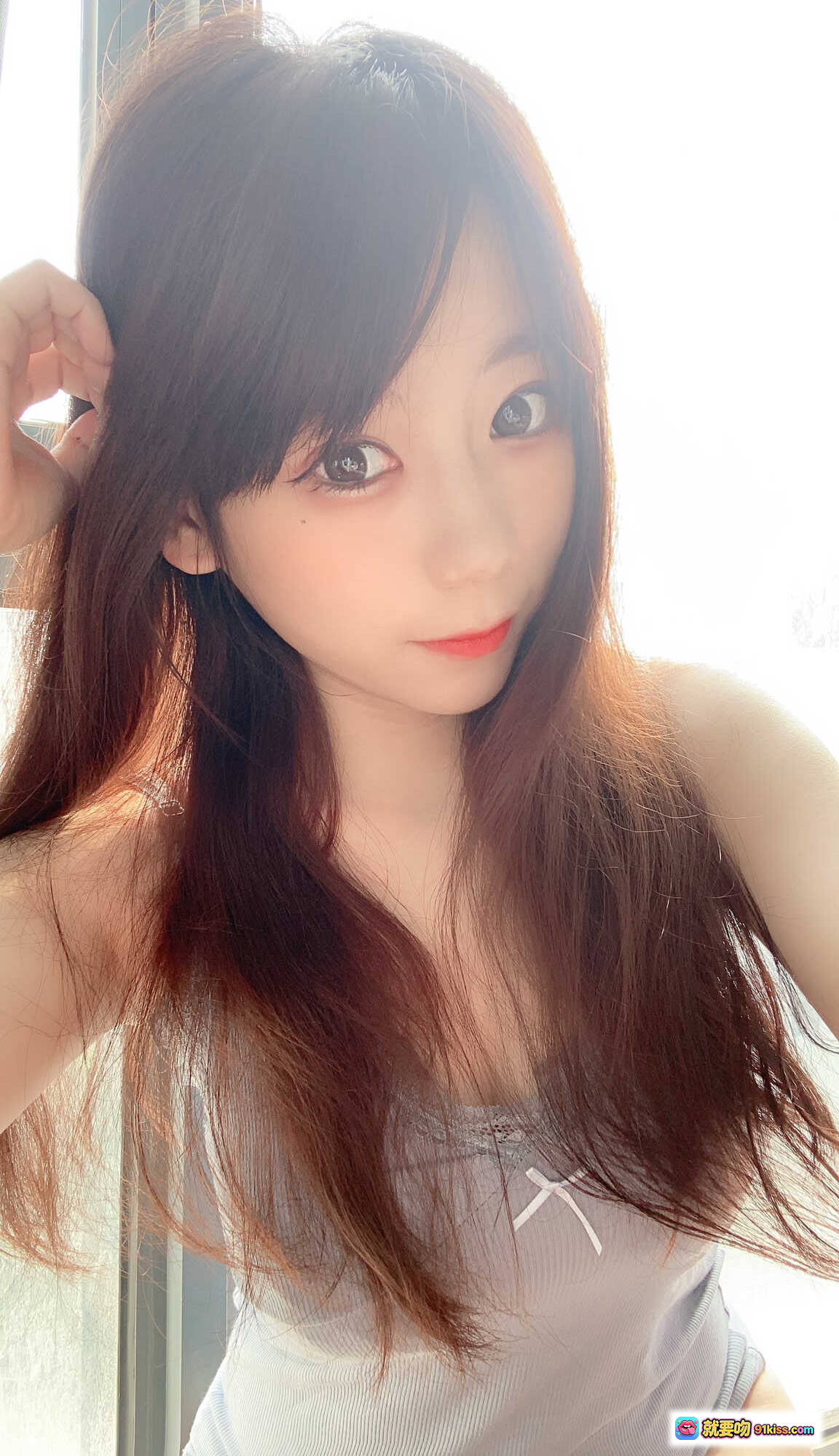 图片[1] - usejan蓝蓝 NO.007 晨曦写真 30P 54MB 清新自然长发少女 窗边柔光自拍 甜美笑容 高清美图 - 就要吻