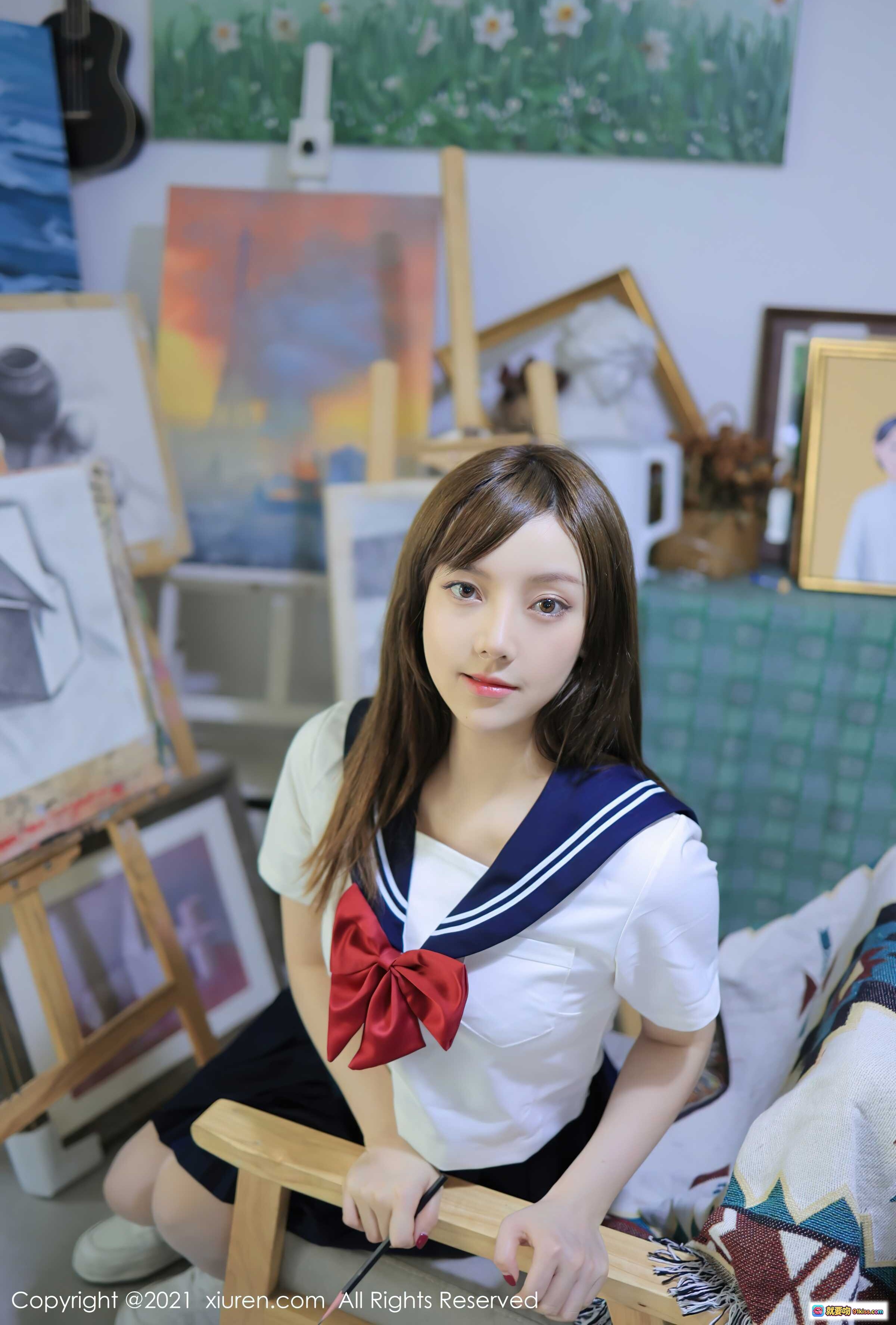 图片[10] - XiuRen秀人网2021.09.17 No.3963 豆瓣酱 白色抹胸内衣 红指甲美手特写 清新自然光写真 43P高清图集 - 就要吻