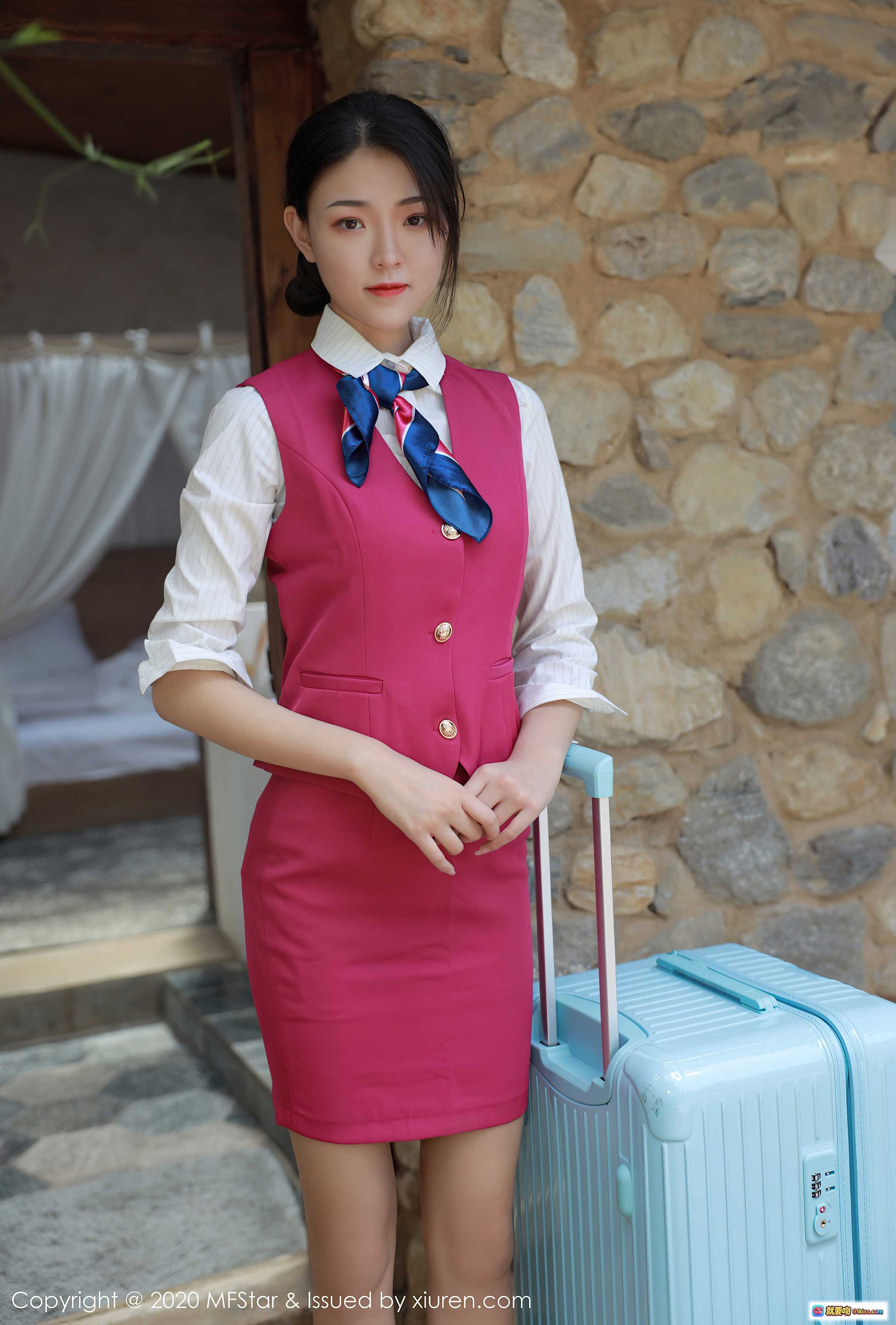 图片[10] - 空乘制服美女Laura苏雨彤优雅写真｜MFStar模范学院Vol.356高清摄影集 - 就要吻