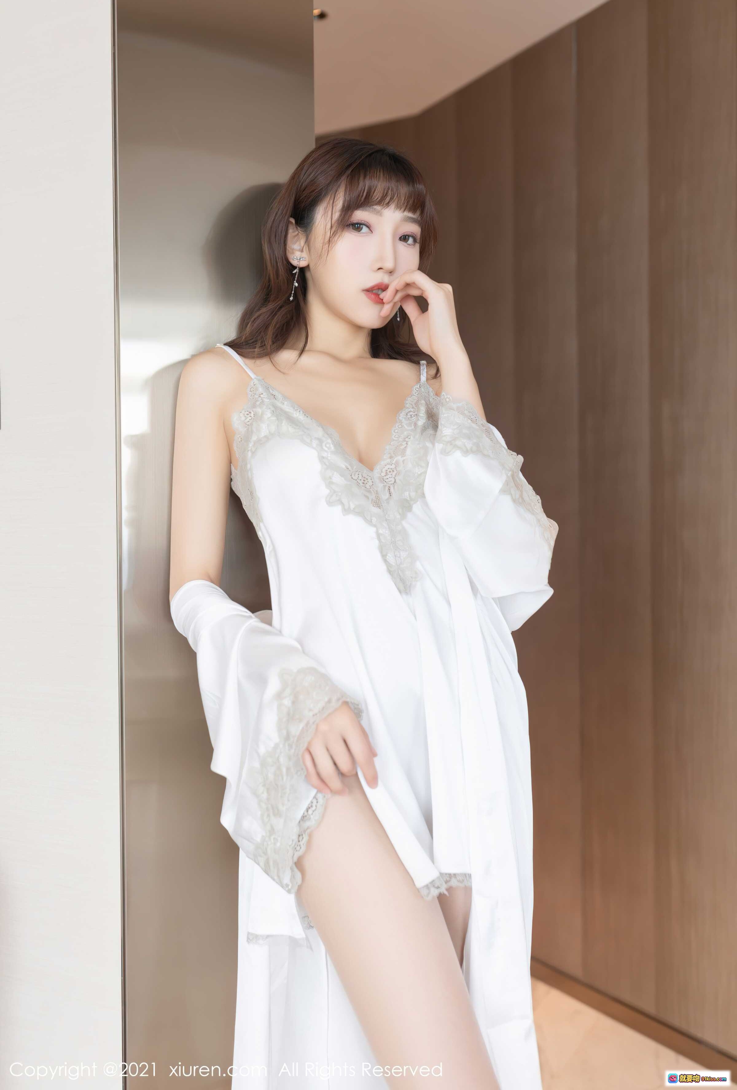 图片[9] - 陆萱萱白色蕾丝睡衣写真 | 优雅性感居家风 | XiuRen秀人网No.3861高清图集 - 就要吻