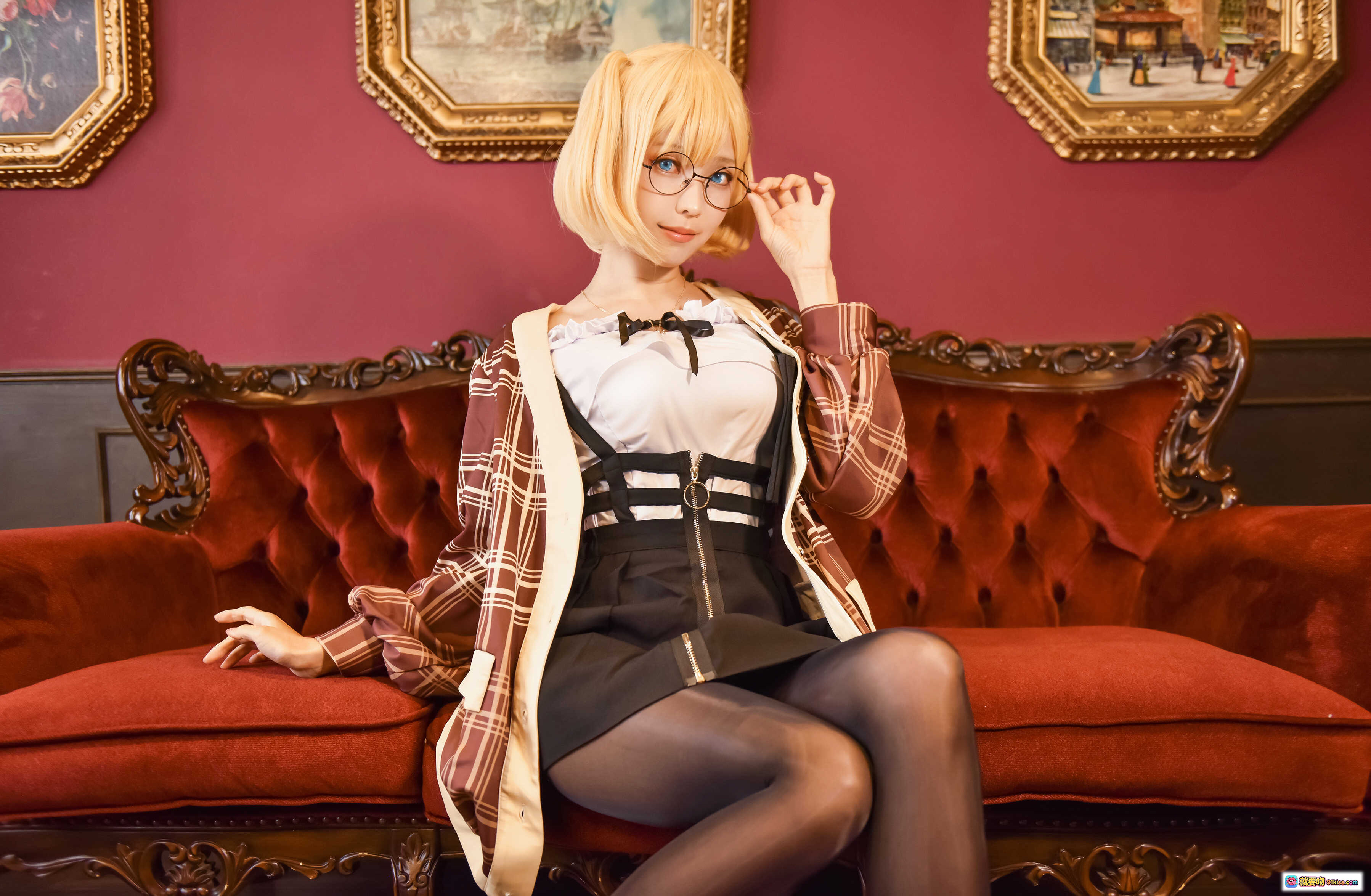 图片[6] - ElyEE子 NO.072 阿米莉亚·华生 黑丝美腿 复古打字机 优雅坐姿 53P高清写真 - 就要吻