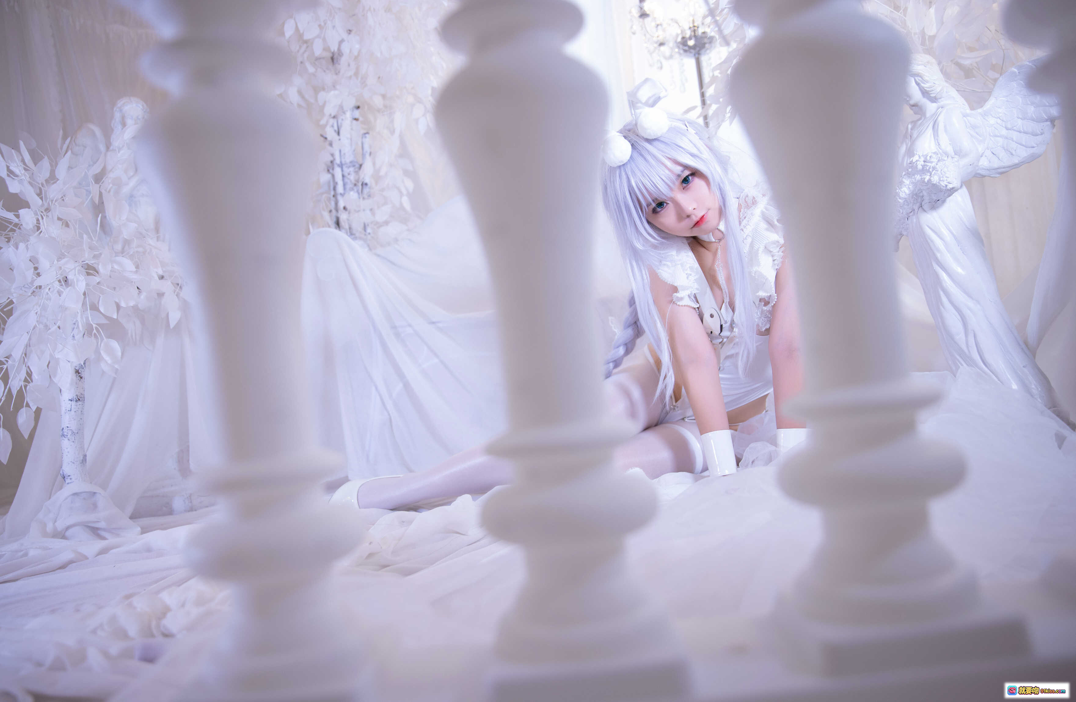 图片[3] - G44不会受伤 NO.041 恶毒 Cosplay 白色兔女郎 优雅坐姿 精致发饰 朦胧光影 25P高清图集 - 就要吻