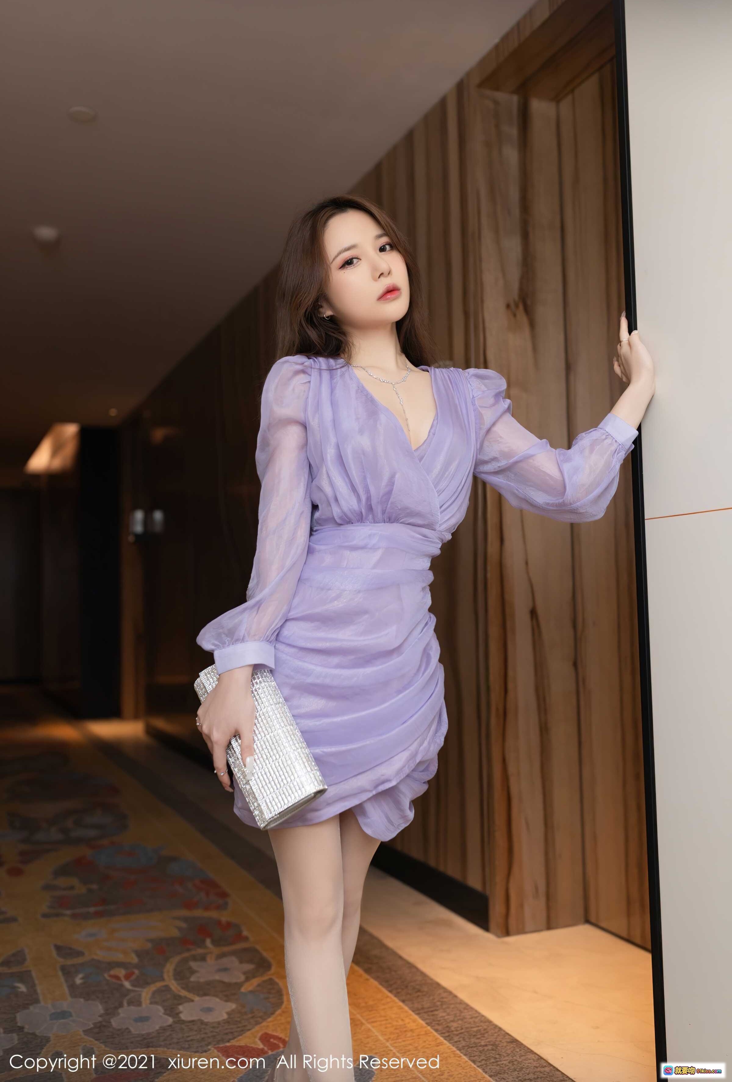 图片[8] - XiuRen秀人网2021.09.10 No.3930 鱼子酱Fish紫色透视长袖连衣裙性感写真高清图集 - 就要吻
