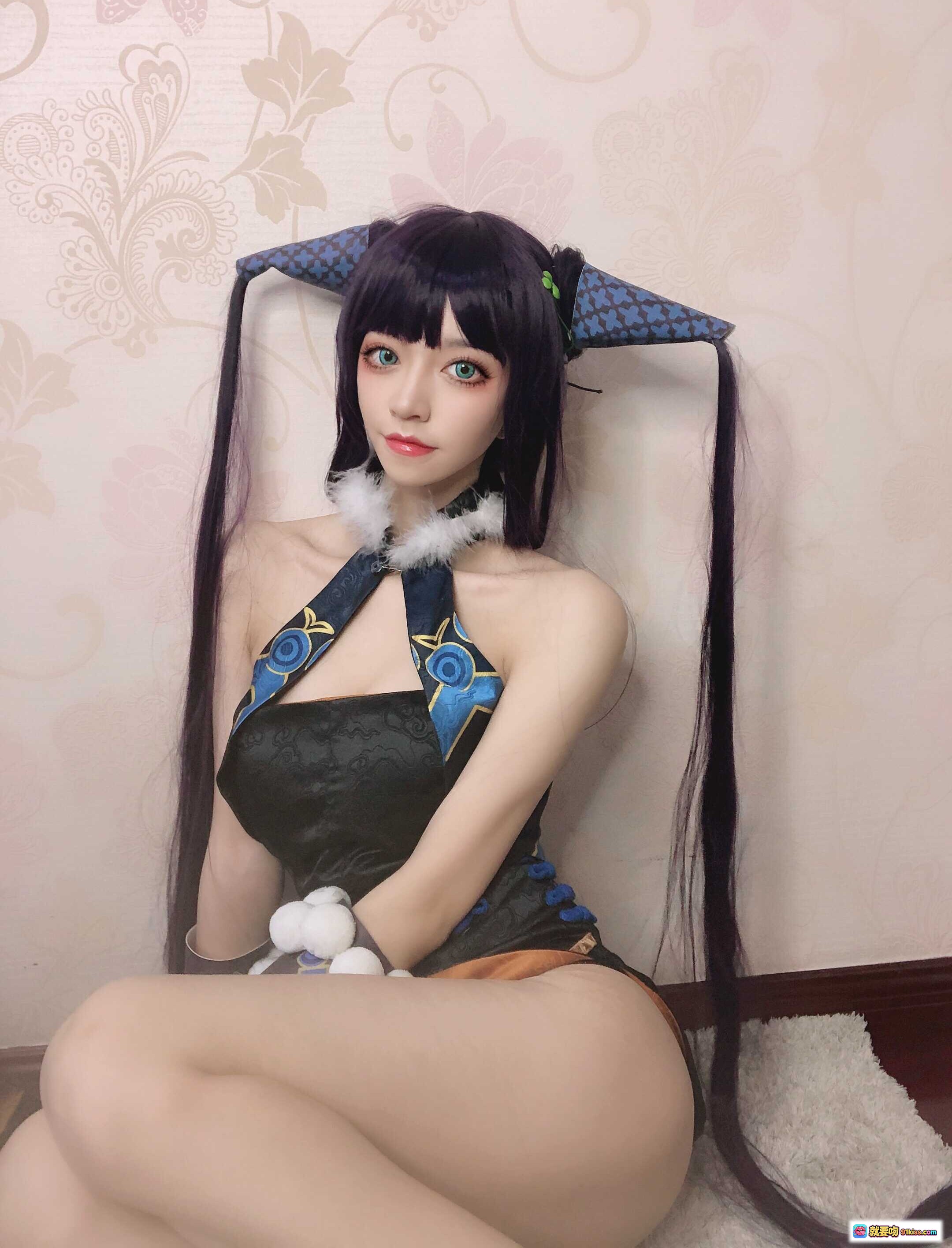图片[8] - Kettoe NO.014 杨贵妃cosplay写真 32P高清美图 黑色旗袍造型 长发双马尾 高跟鞋性感姿态 室内镜前自拍 38MB大图包 - 就要吻