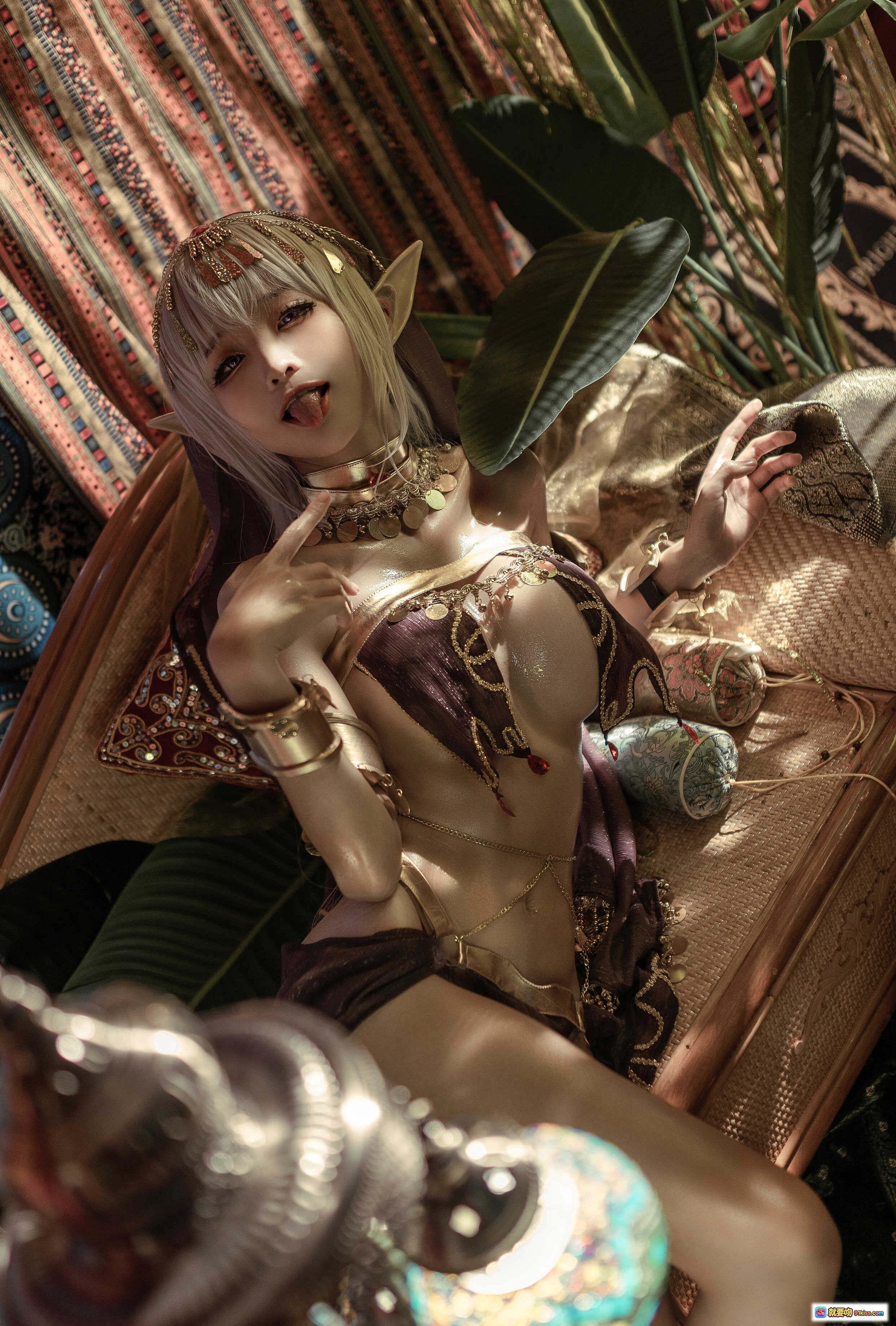 图片[8] - 蠢沫沫NO.131黑兽Cosplay写真｜精灵耳金饰异域风性感美腿40P高清图集 - 就要吻