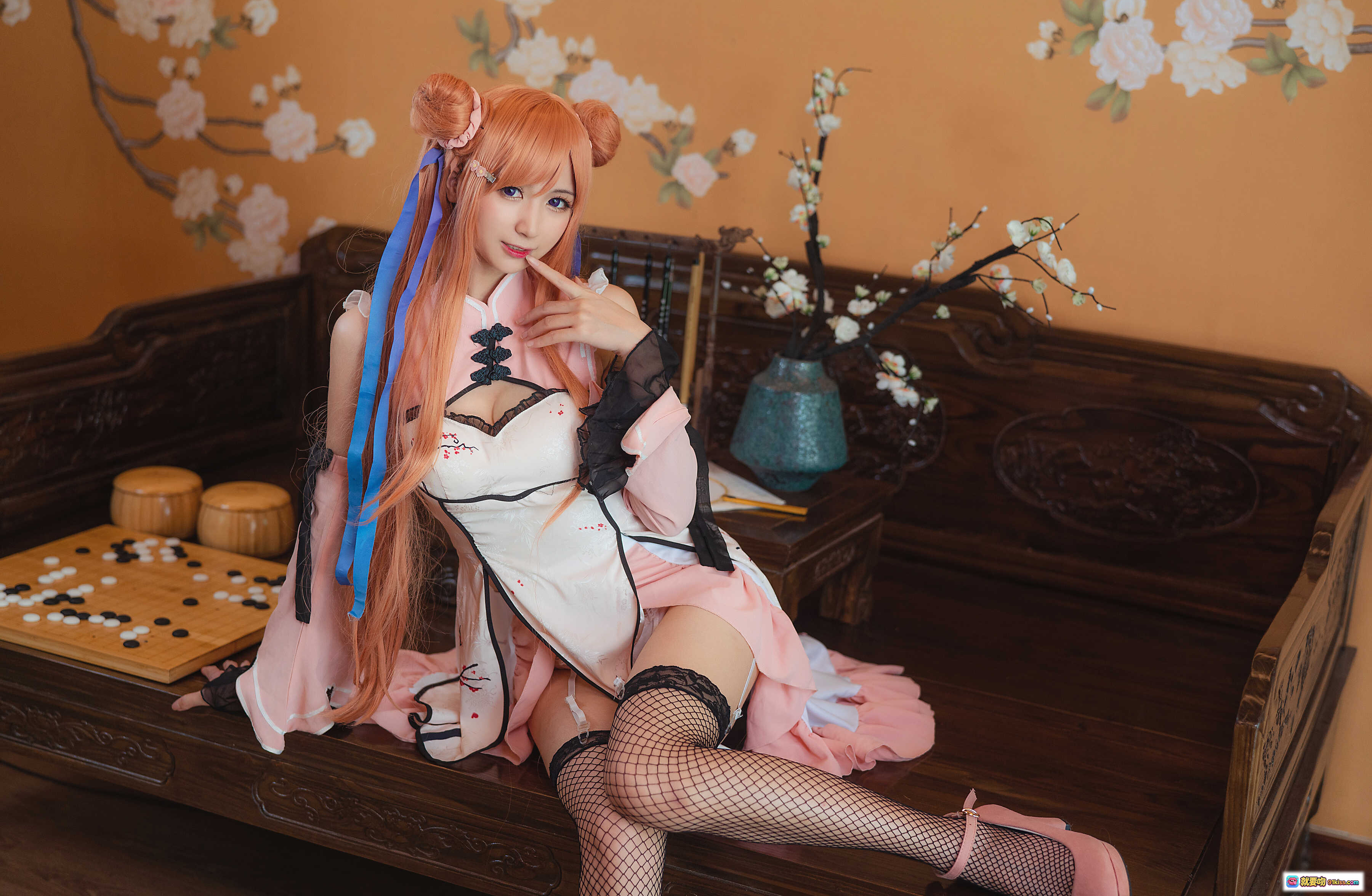 图片[4] - 贝儿酱Miki NO.001 春梅COS写真｜橙发双马尾少女执笔书法｜日系和风室内场景｜精致洛丽塔服饰｜18P高清图集 - 就要吻