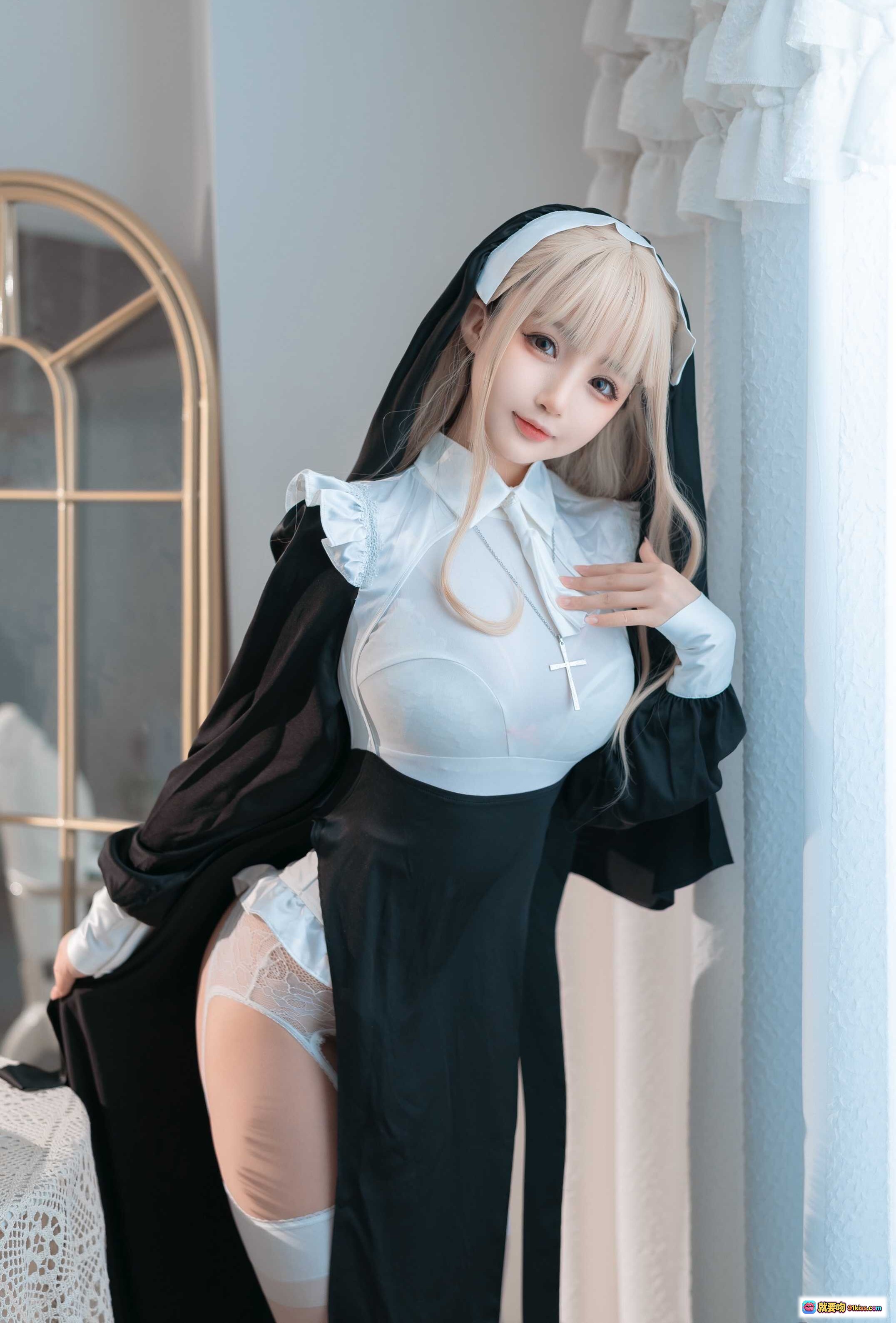 图片[6] - 桜井宁宁 NO.037 修女写真 | 白色蕾丝内衣+黑色修女袍+十字架项链+美腿丝袜 | 41P高清图集 - 就要吻