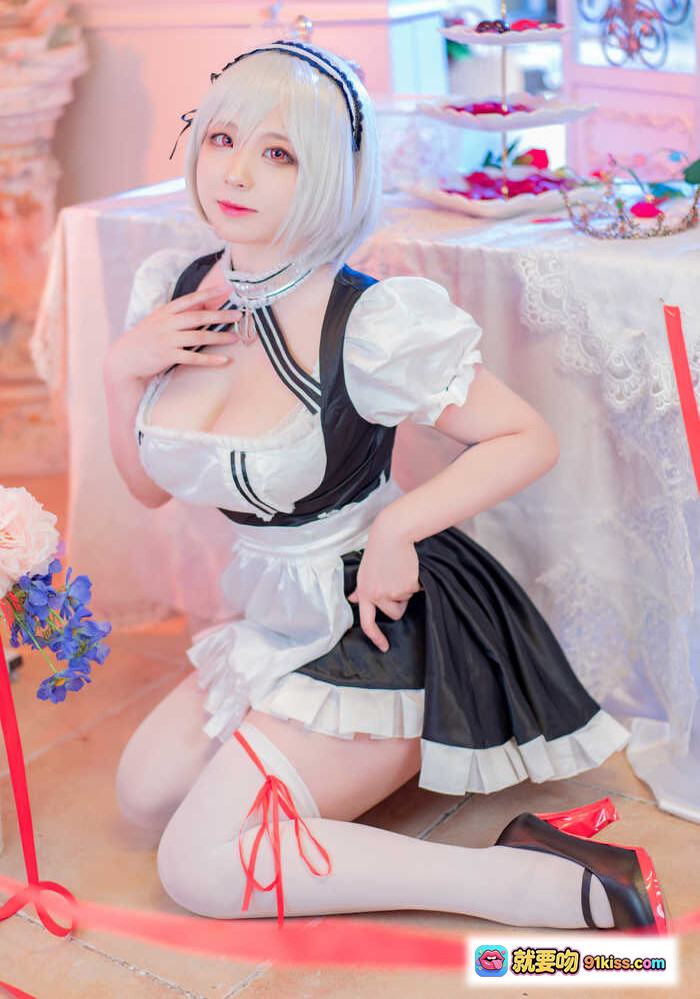 图片[1] - 皮皮奶NO.042天狼星cos写真｜白发女仆装+蕾丝袜+红丝带+甜酷少女风｜38P高清图集 - 就要吻